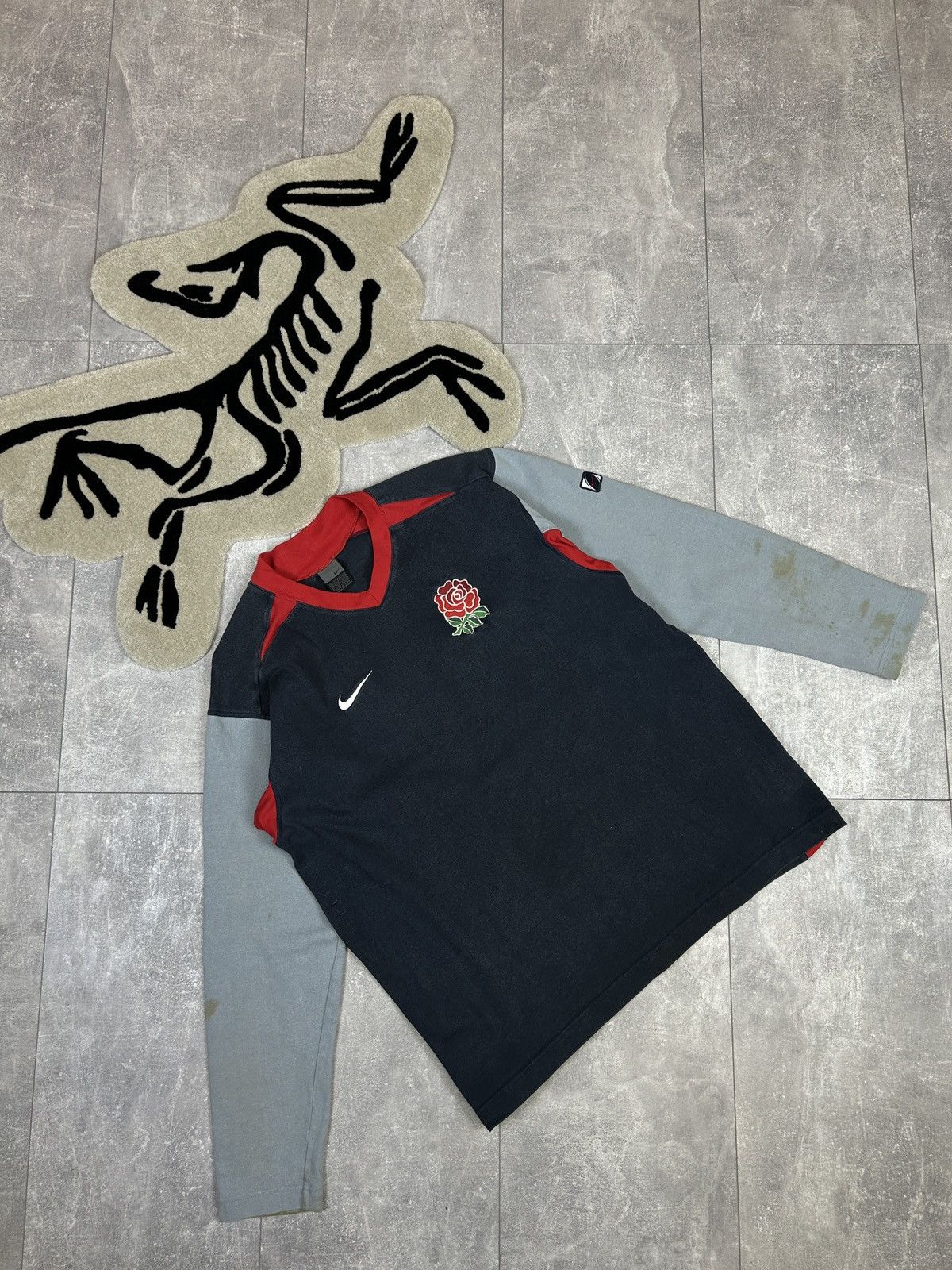 Nike × Vintage Mens Vintage Distressed Nike England Rugby Sweatshirt swoosh Size US XL / EU 56 / 4 - 1 Thumbnail
