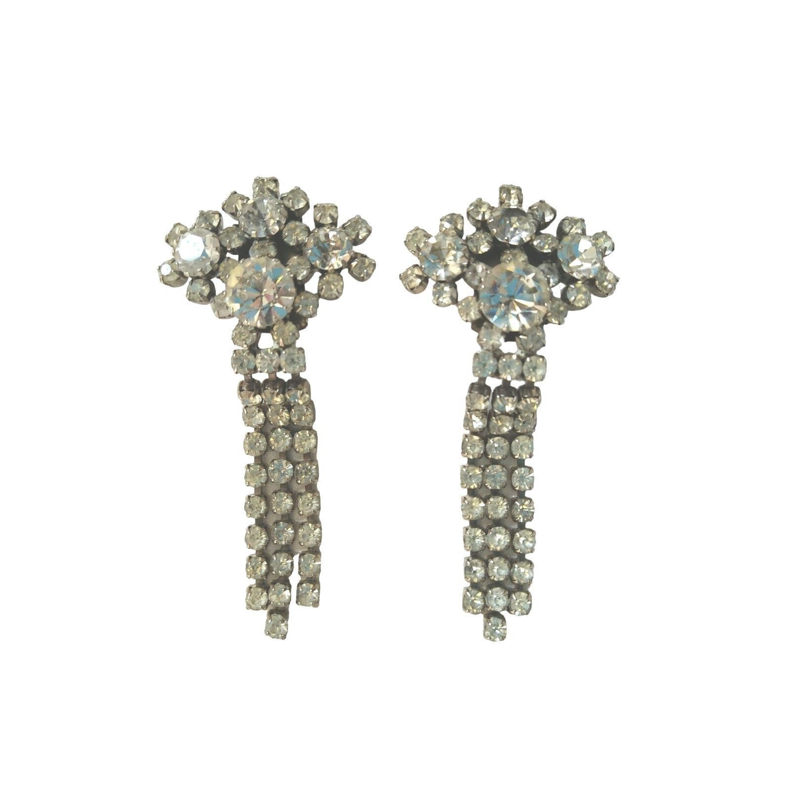 The Unbranded Brand Vintage Clear Rhinestone Dangle Drop Earrings Clip On Size ONE SIZE - 1 Thumbnail