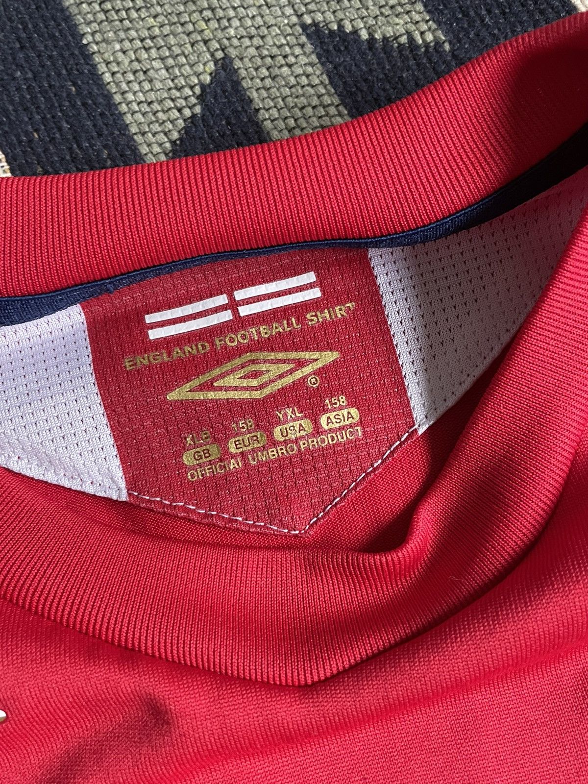 Vintage Vintage Umbro England Lampard 8 Jersey Size US S / EU 44-46 / 1 - 12 Thumbnail