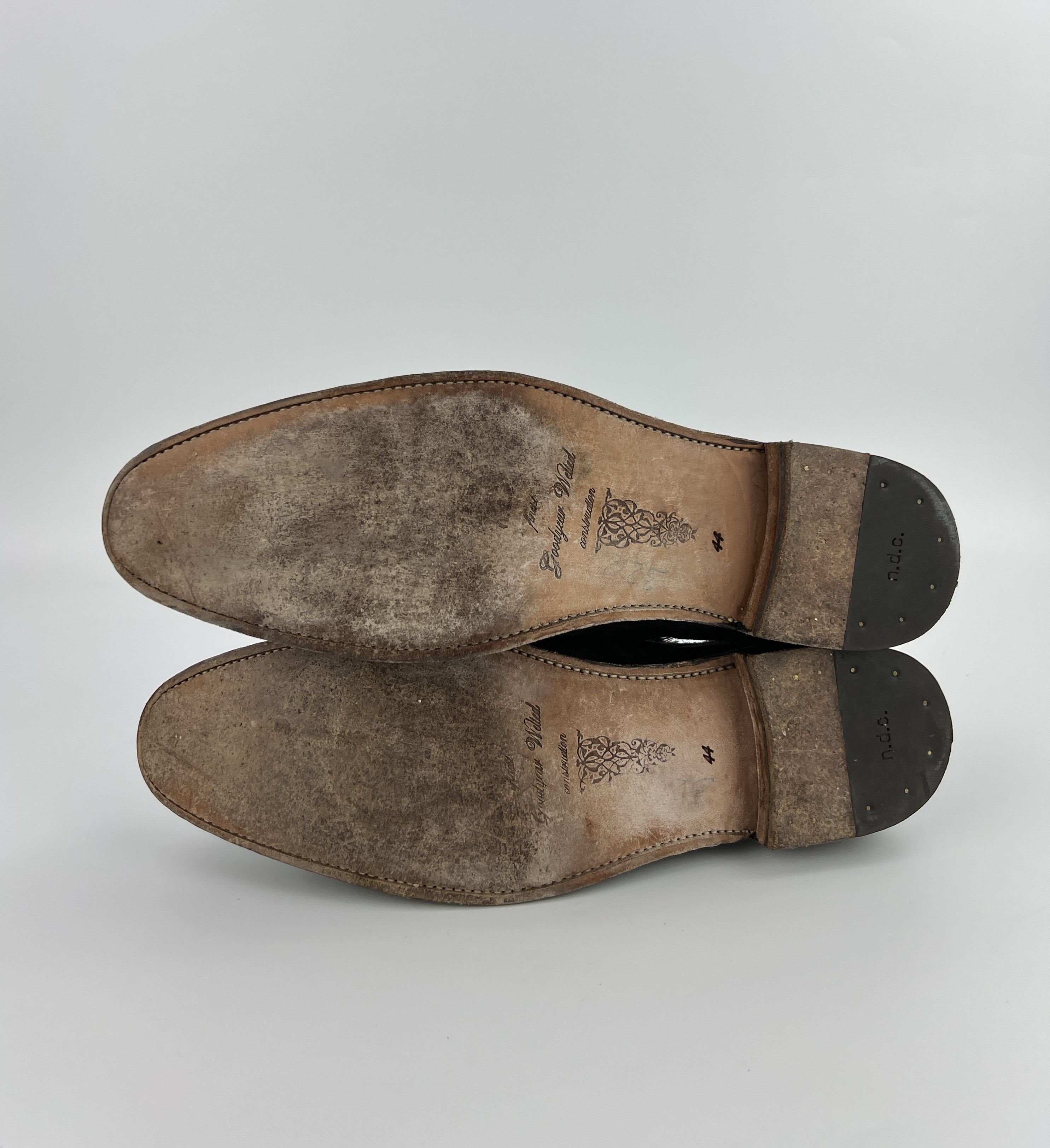 n.d.c. made by hand n.d.c. made by hand suede oxford distressed suede boots Size US 11 / EU 44 - 11 Thumbnail
