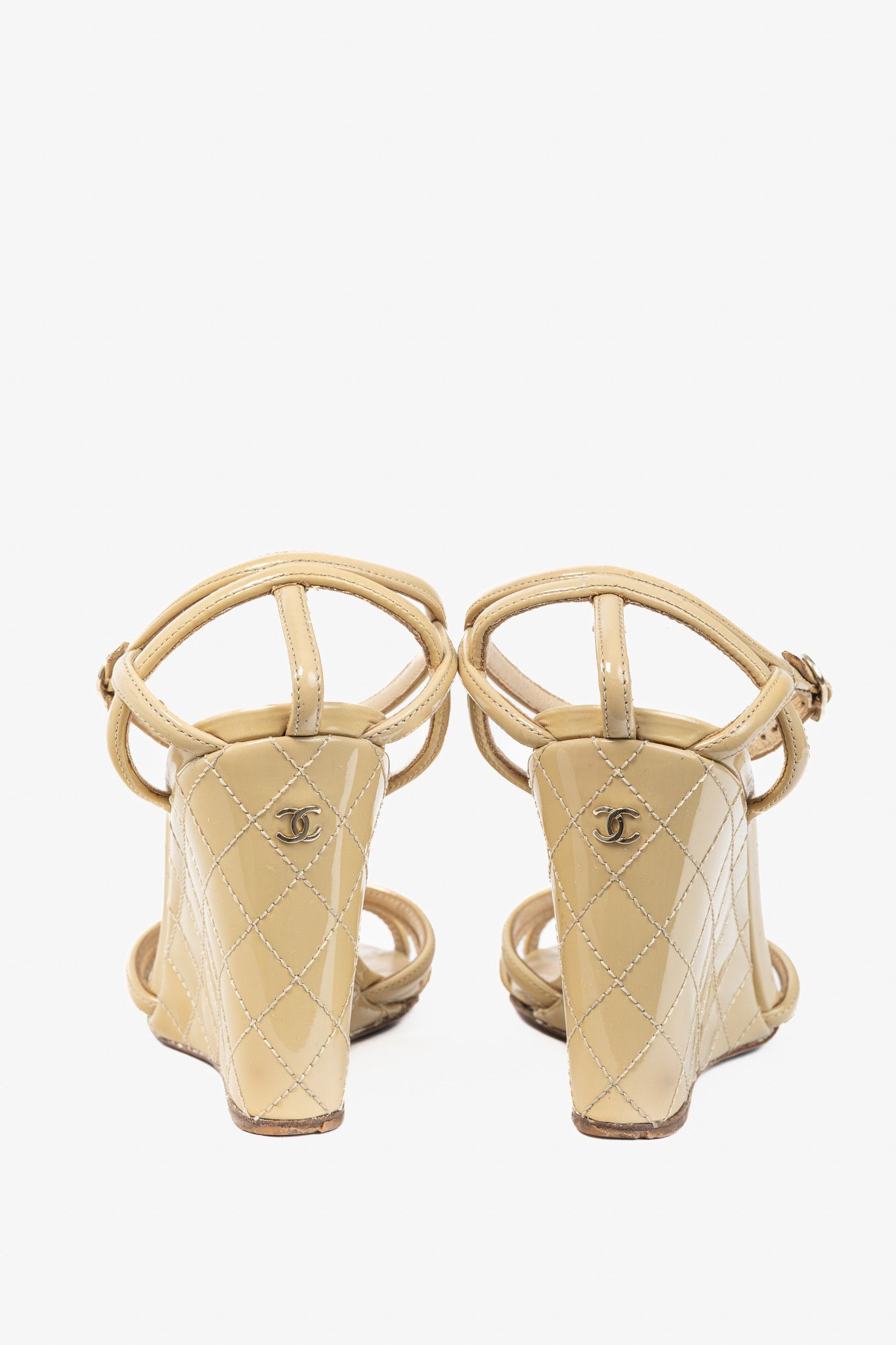 Chanel Chanel Beige Patent Leather Quilted-Wedge Sandals Size US 4.5 / IT 34.5 - 3 Thumbnail