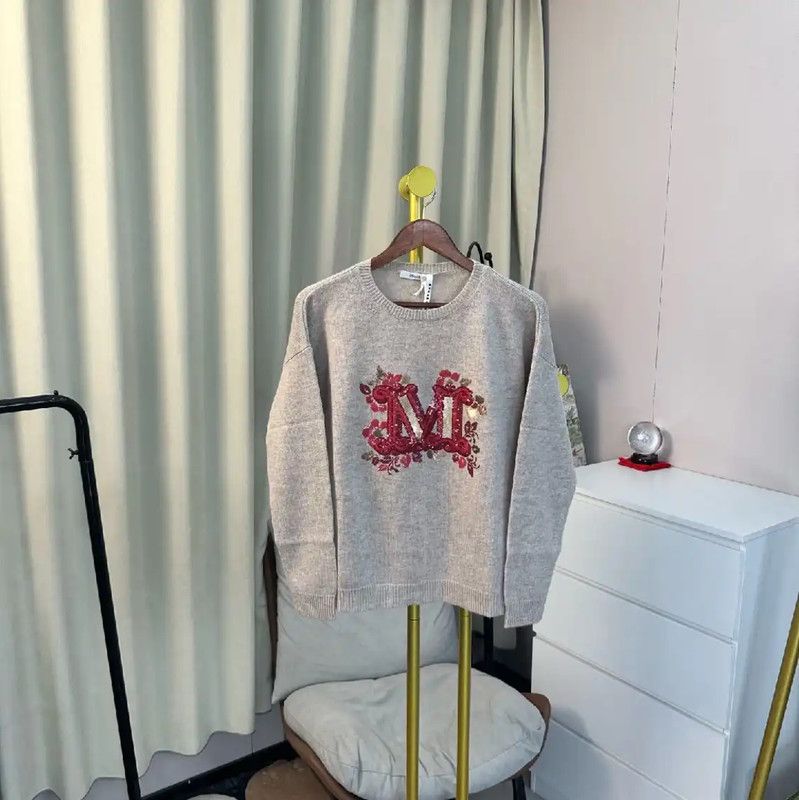 Max Mara MaxMara Gray Wool Sweater for Women 0089 Size M / US 6-8 / IT 42-44 - 1 Thumbnail