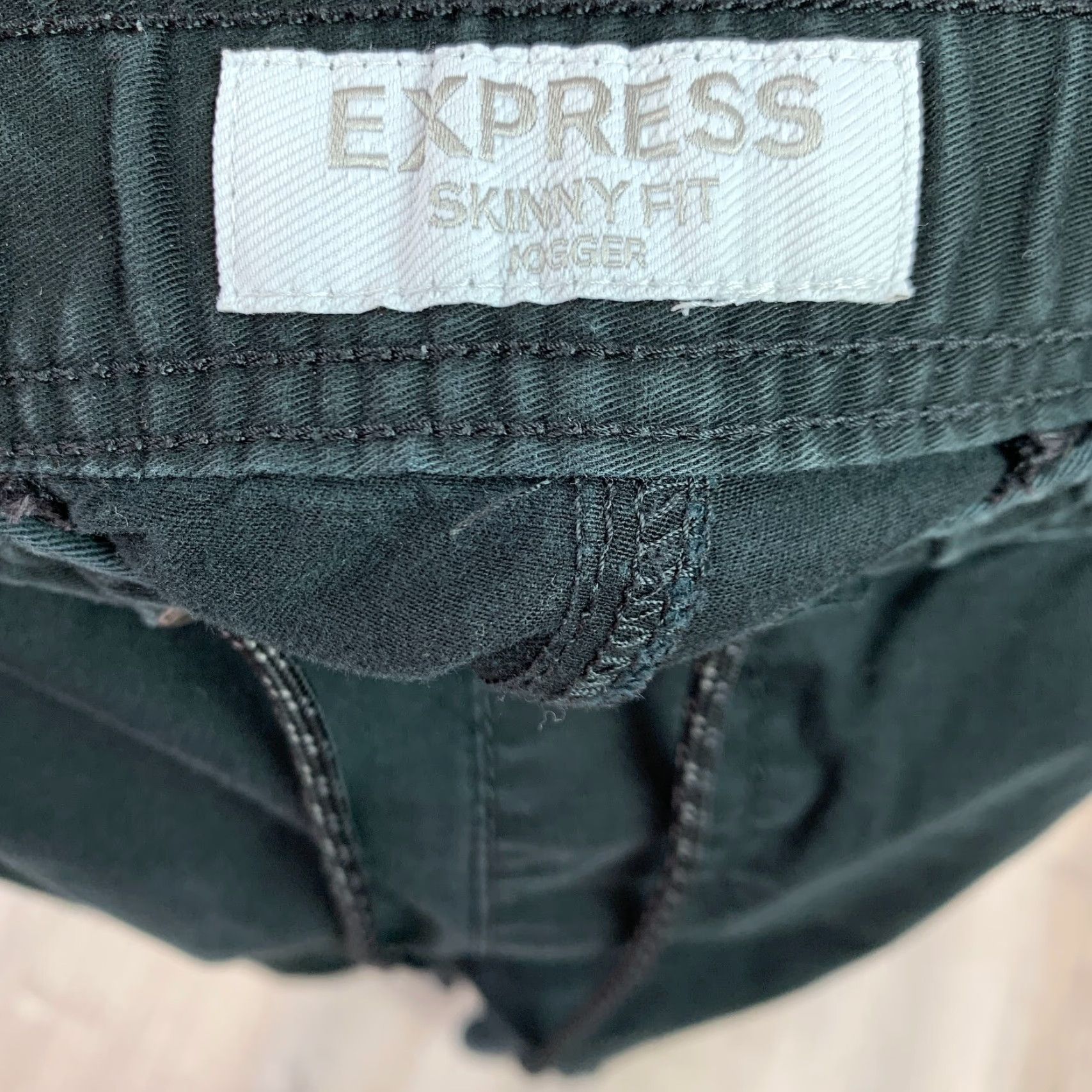 Express Express Jogger Pants Men's 36 Slim Skinny Elastic Drawstring Zip Cuff Black Cotton Spandex 28in Inseam 11 Rise Size US 36 / EU 52 - 5 Thumbnail