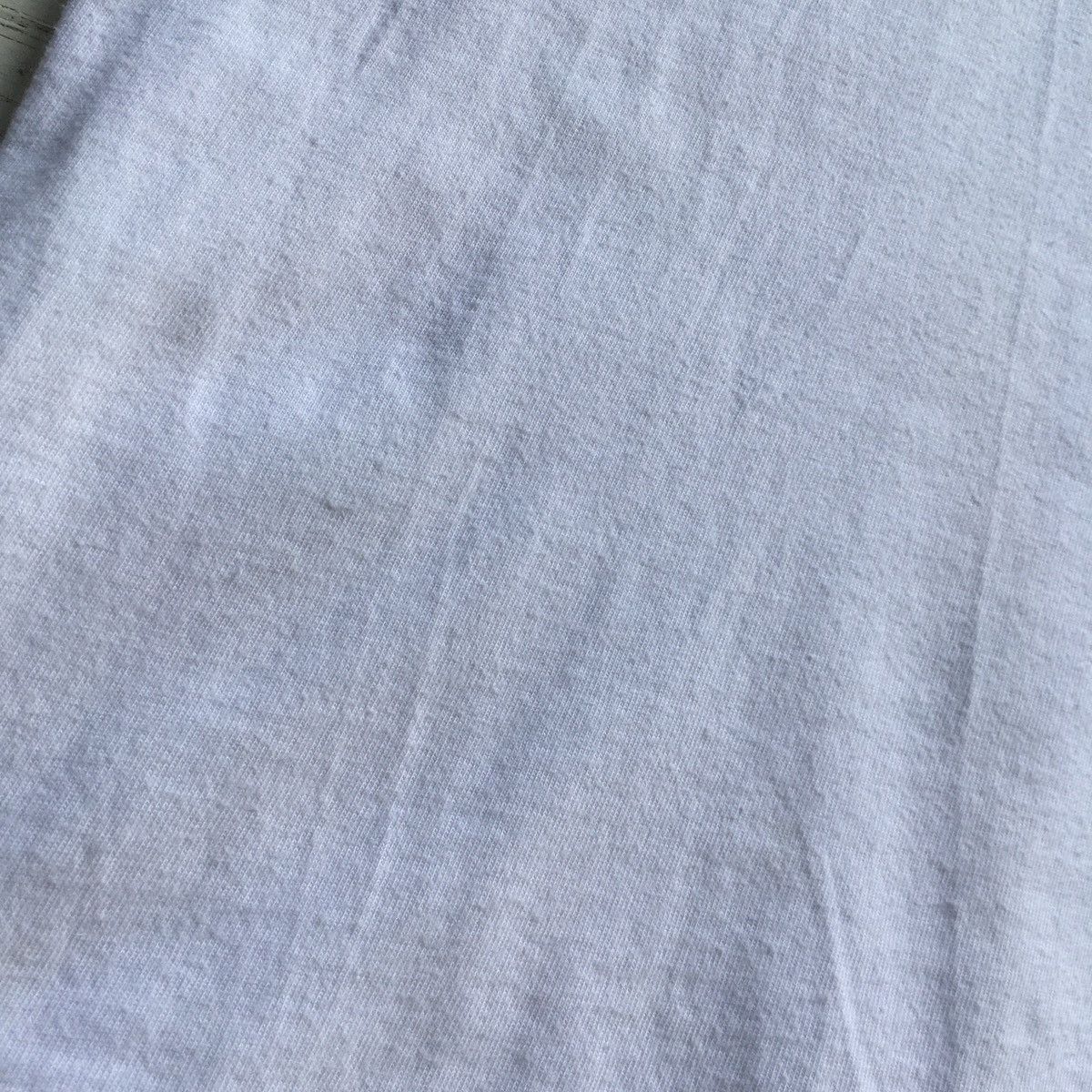 Japanese Brand Vintage Uniqlo X Kaws Tee White XL Size US XL / EU 56 / 4 - 7 Thumbnail