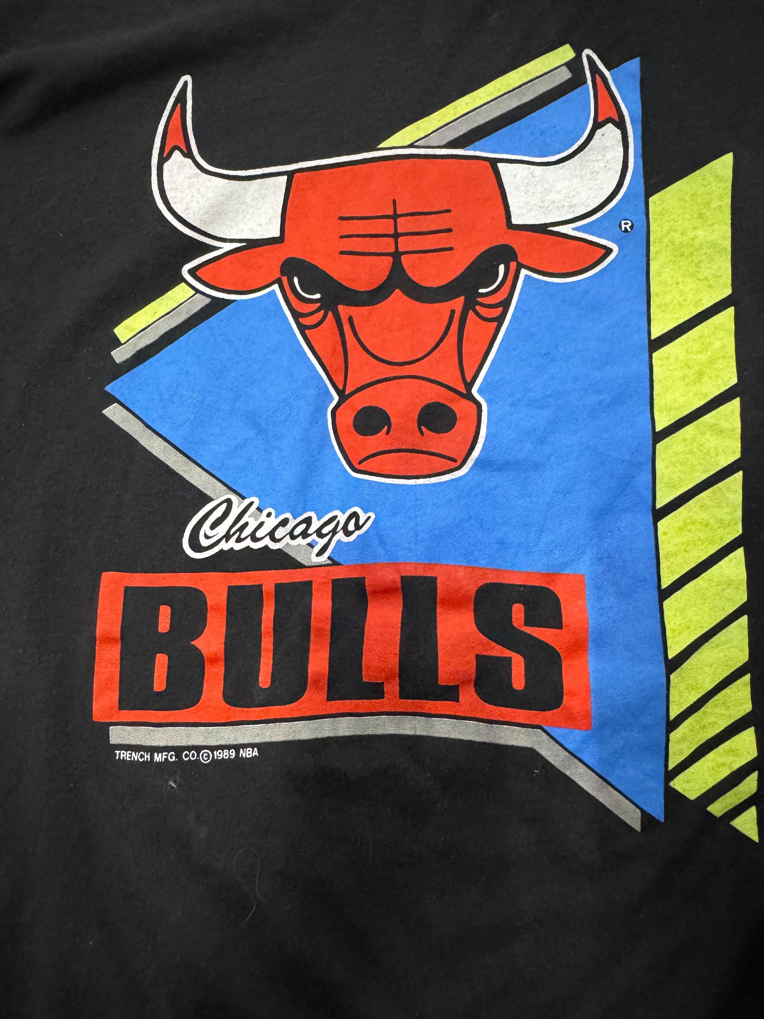 Vintage Vintage Chicago Bulls tshirt Trench Mfg Co c 1989 NBA 1980s Size US S / EU 44-46 / 1 - 2 Thumbnail