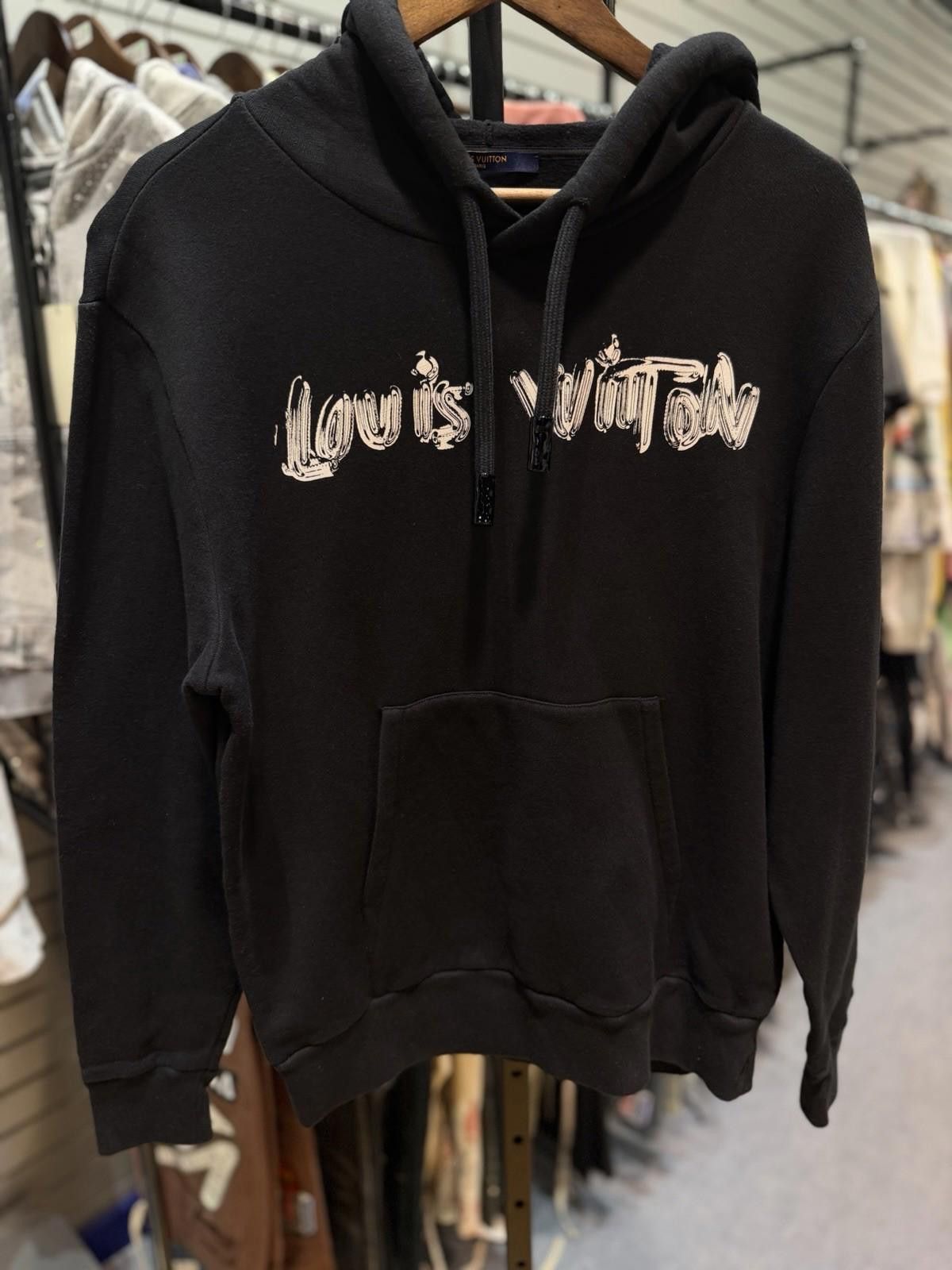 Louis Vuitton Size Medium - Louis Vuitton Graphic Hoodie Black SS22 1A9SVP Size US M / EU 48-50 / 2 - 6 Thumbnail