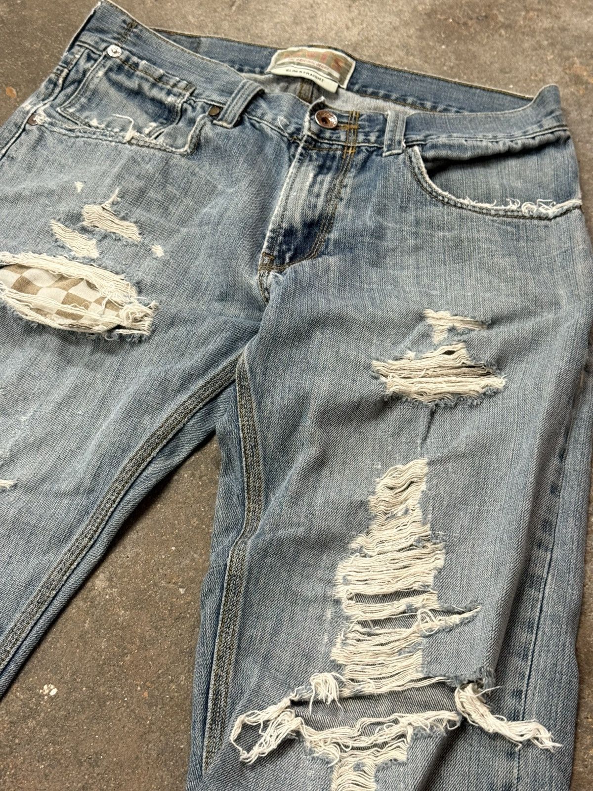 Levi's Vintage Checkered Levi Distressed Slim Hole Knee Denim Jeans Size US 32 / EU 48 - 3 Thumbnail