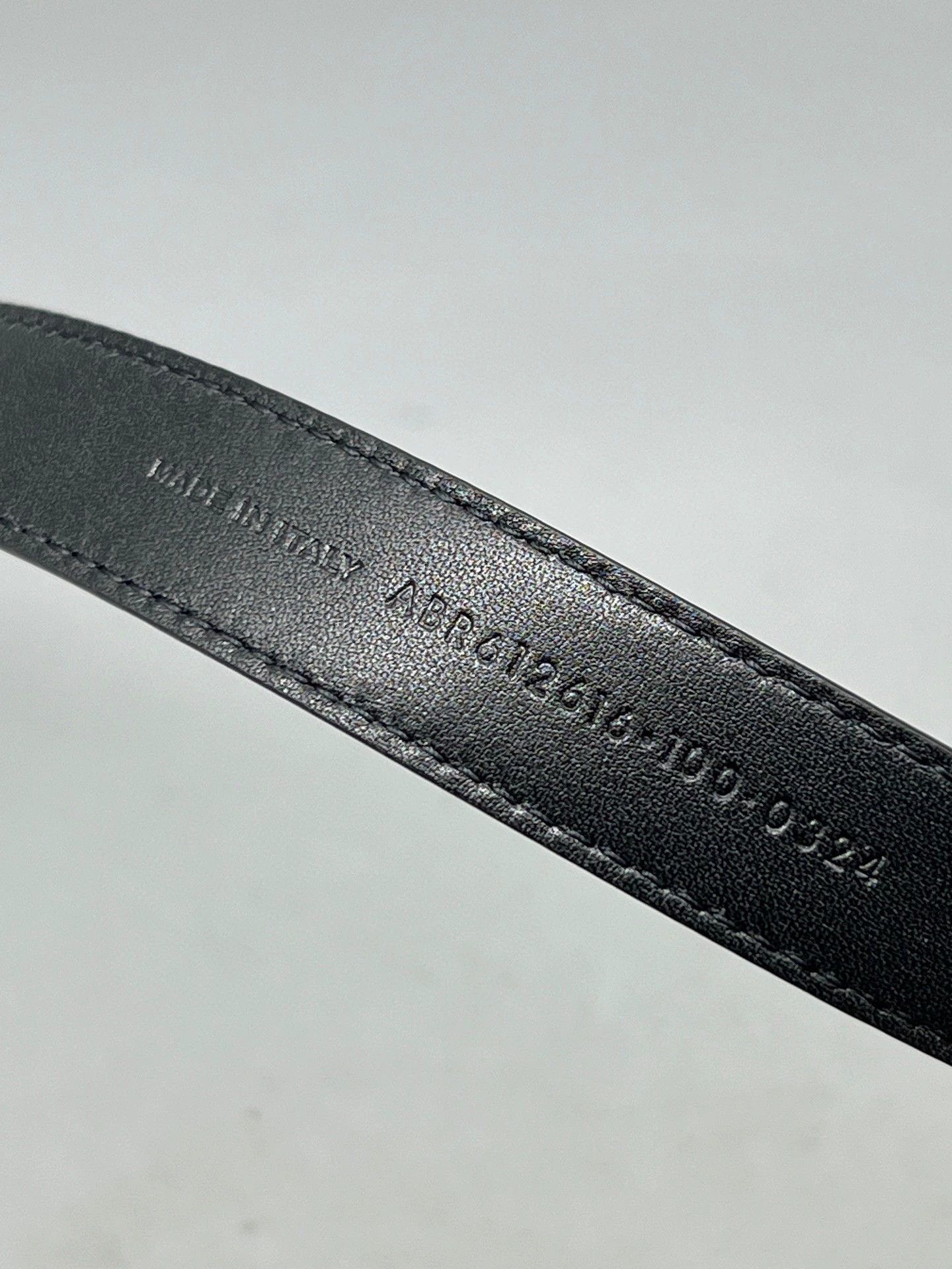 Yves Saint Laurent YSL Black Patent Crocodile Pattern Belt Size ONE SIZE - 5 Thumbnail