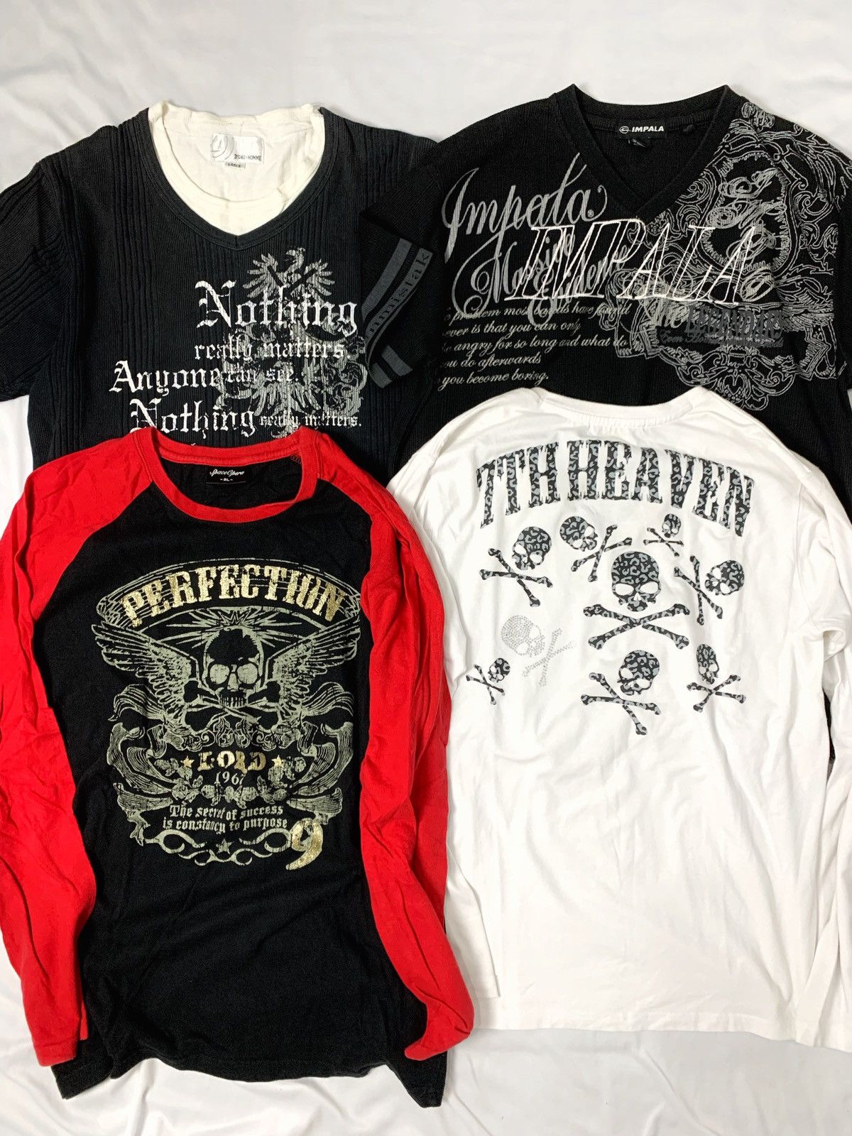 Japanese Brand Bundling 4pcs japanese brand tshirt & longsleeve Size US L / EU 52-54 / 3 - 1 Thumbnail