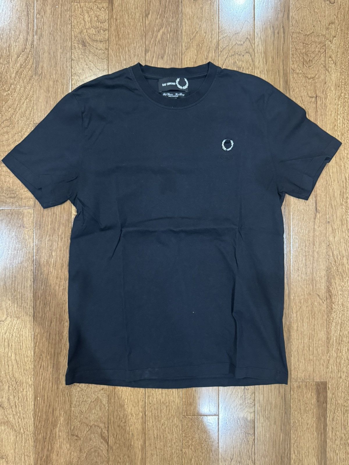 Fred Perry × Raf Simons Raf simons x Fred Perry chest logo tshirt Size US L / EU 52-54 / 3 - 1 Thumbnail