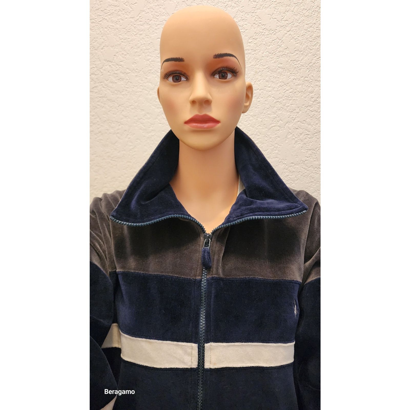 Other Bert Pulitzer Collectors Edition velvet Track Jacket Size L Size US L / EU 52-54 / 3 - 10 Thumbnail