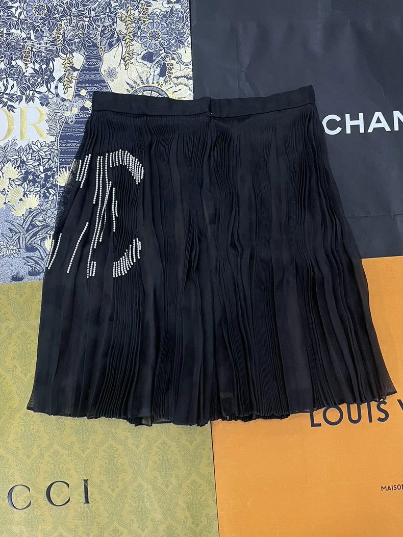 Chanel chanel Black silk double C pearl beaded skirt Size 24" / US 00 / IT 34 - 3 Thumbnail