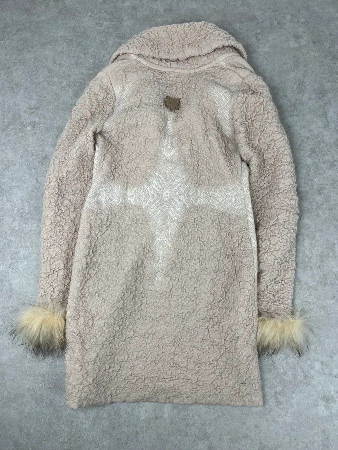 Roberto Cavalli 2000s Roberto Cavalli Wrinkled Texture Beige Long Cardigan Wrist Fur Jacket Size S / US 4 / IT 40 - 6 Thumbnail
