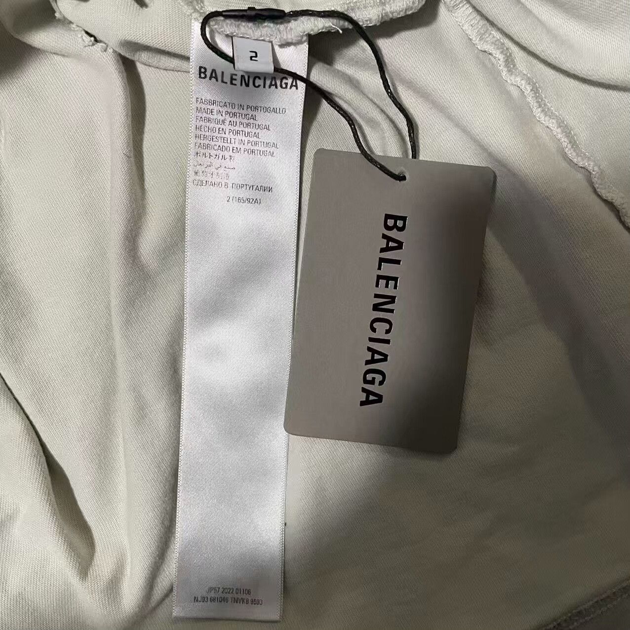 Balenciaga Balenciaga Long Sleeve Logo T-Shirt Size US XL / EU 56 / 4 - 4 Thumbnail