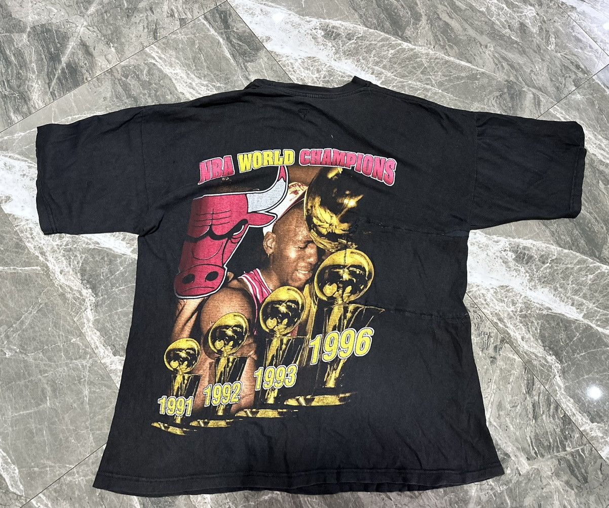Vintage Vintage Chicago bulls raptee Size US XL / EU 56 / 4 - 4 Thumbnail
