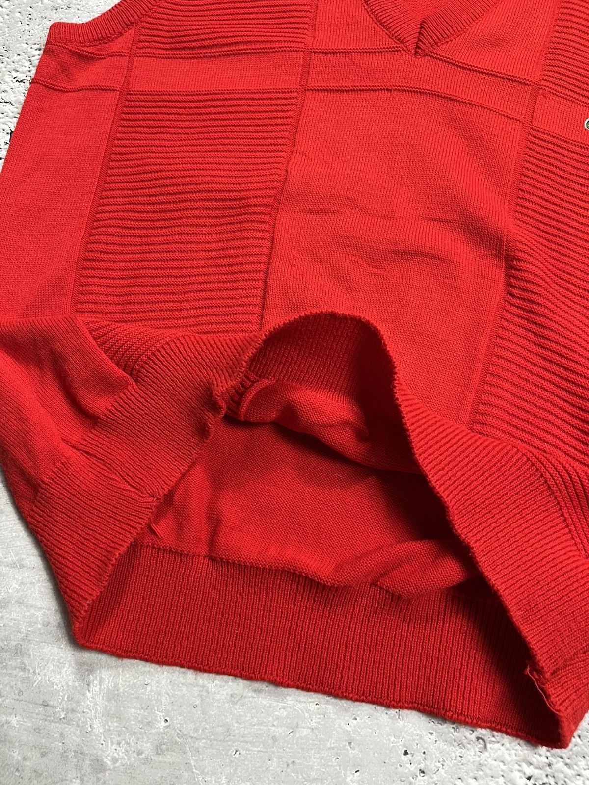 Lacoste Vintage Lacoste Red Knit Sweater Vest Crocodile Logo Size US XL / EU 56 / 4 - 5 Thumbnail