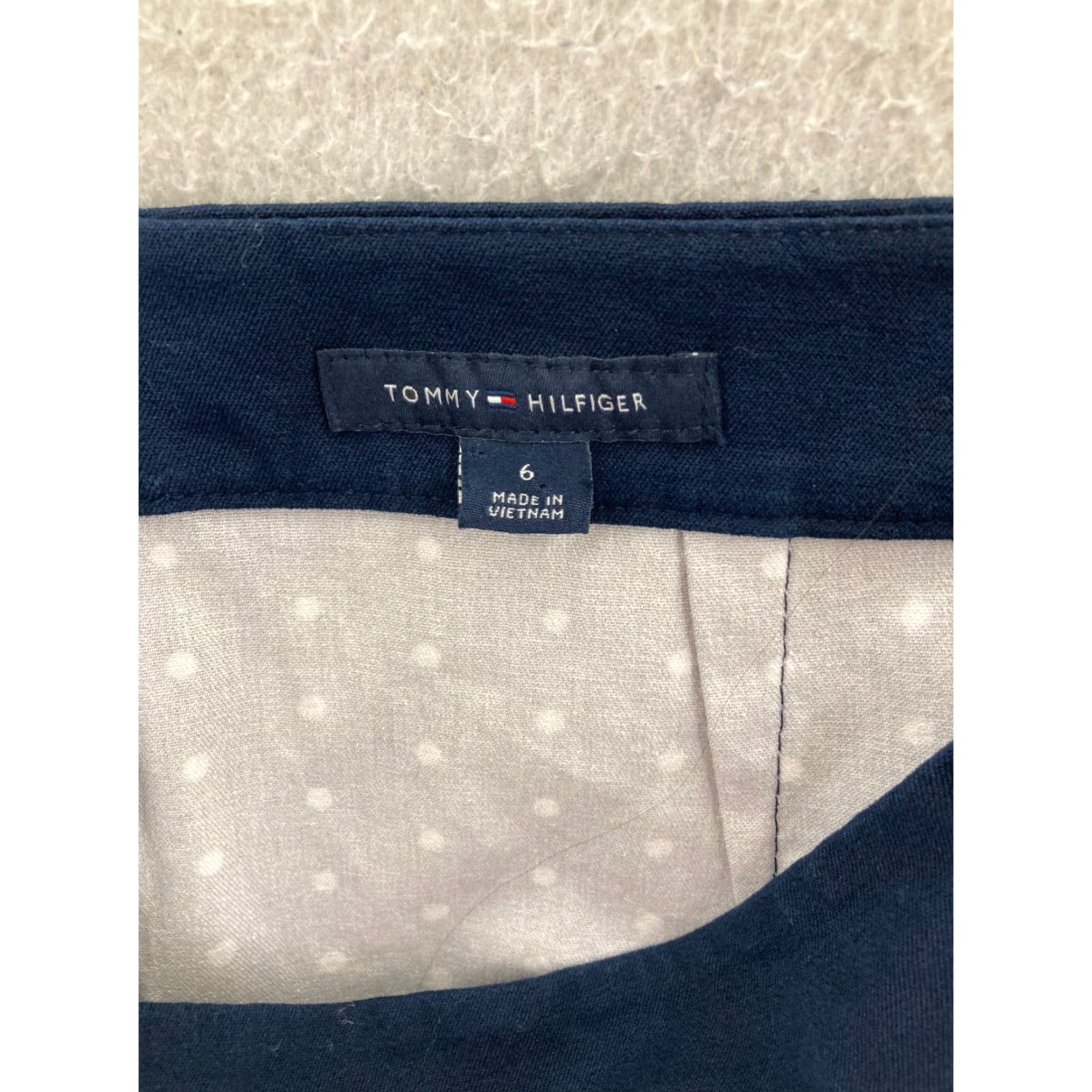 Tommy Hilfiger TOMMY HILFIGER Skirt Womens 6 Navy Polka Dot Knee-Length Cotton Spandex Stretch Pencil Style 90s Designer? Size 28" / US 6 / IT 42 - 7 Thumbnail