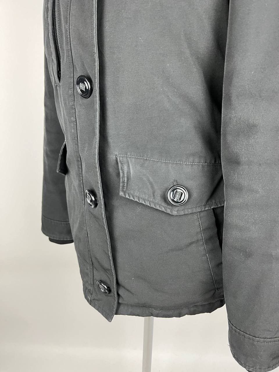 Canada Goose Canada Goose Women Black Down Jacket In USED CONDITION Size M / US 6-8 / IT 42-44 - 17 Thumbnail