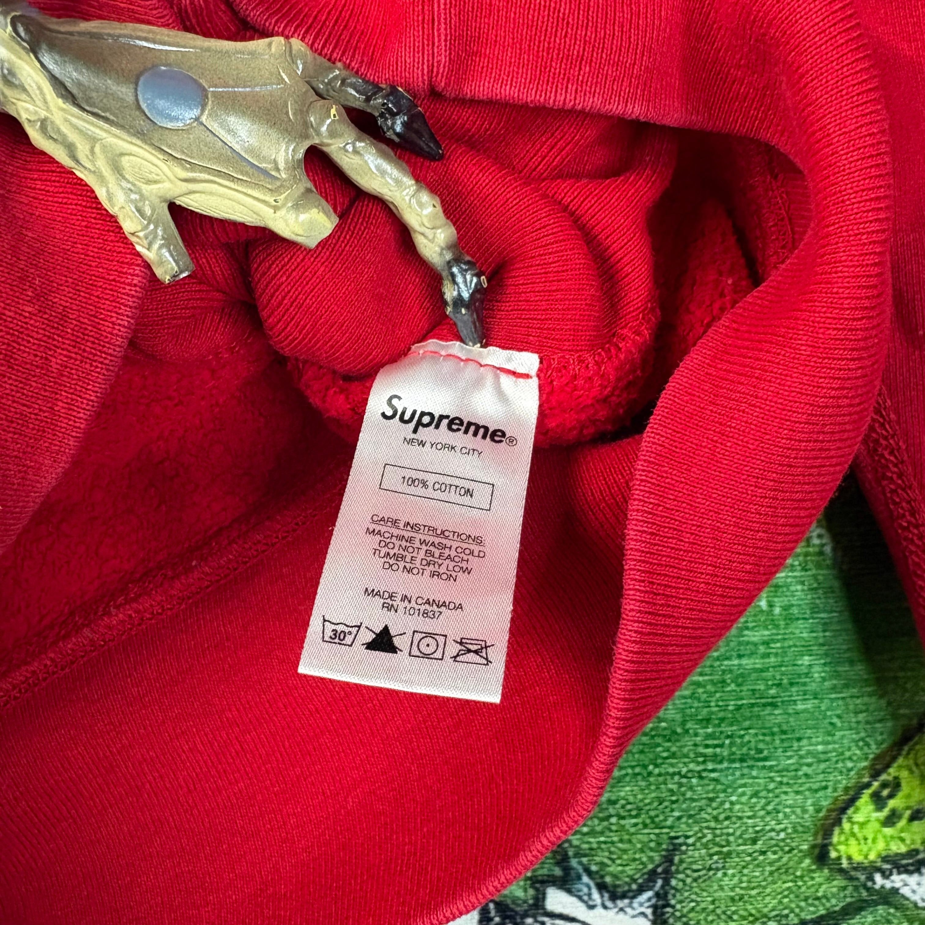 Supreme Supreme Small Font Hoodie Size Medium Size US M / EU 48-50 / 2 - 4 Thumbnail