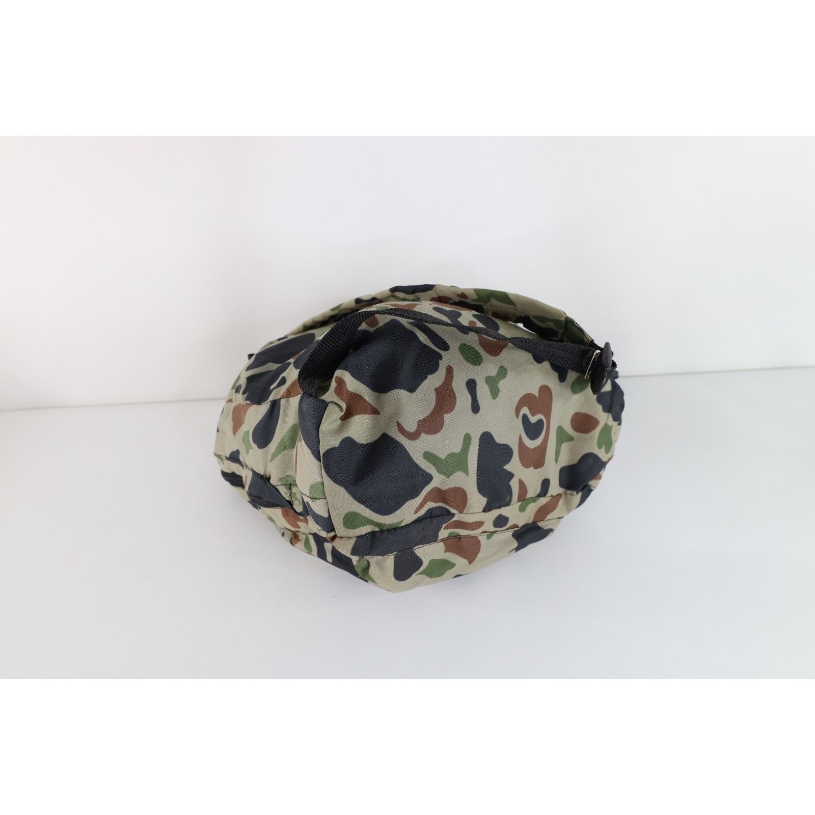 Vintage Vintage 80s 90s Streetwear Distressed Camouflage Backpack Size ONE SIZE - 11 Thumbnail