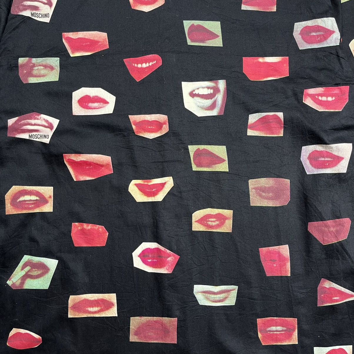 Moschino moschino printed lips long sleeve button up shirt Size US L / EU 52-54 / 3 - 6 Thumbnail