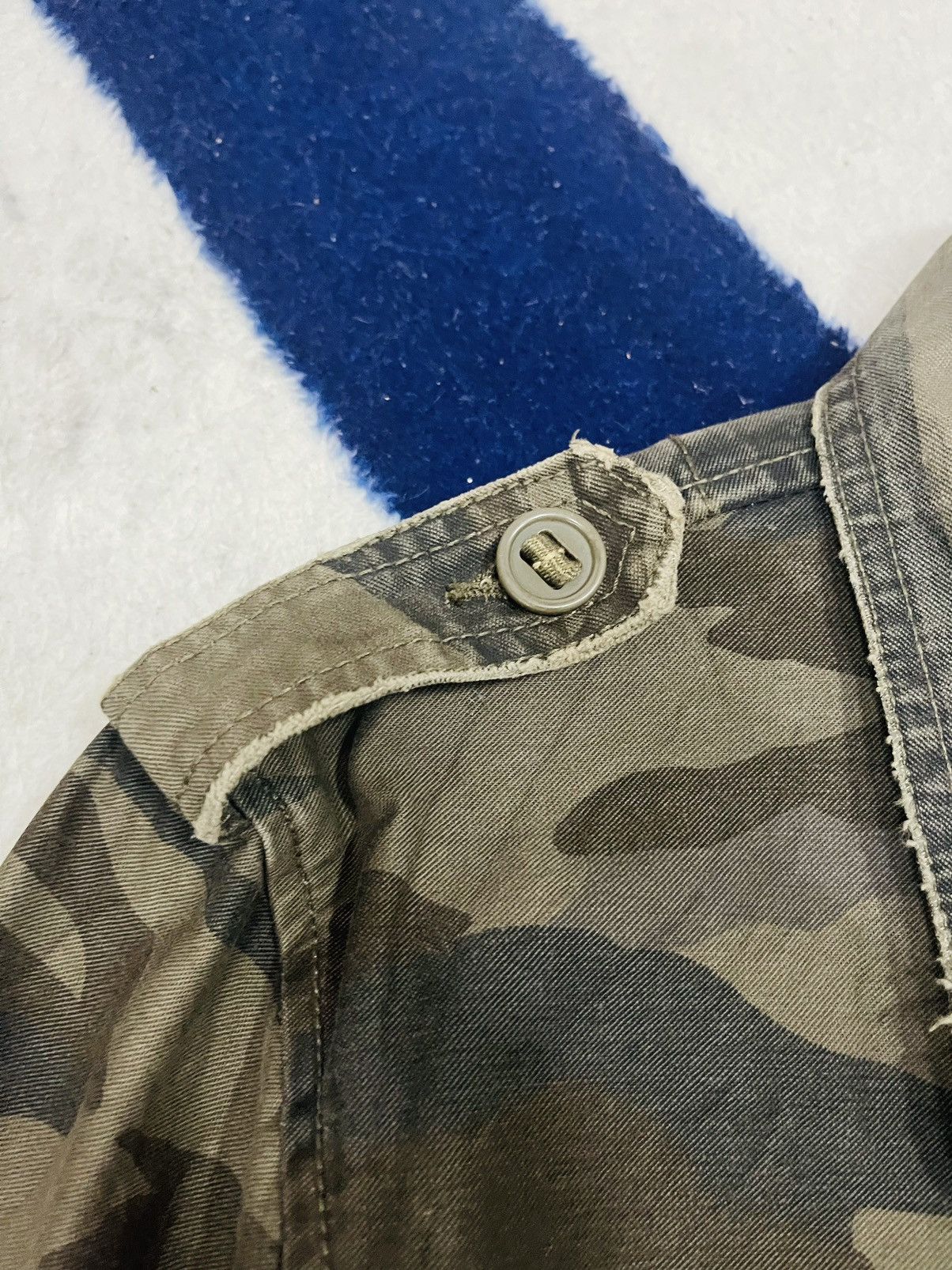 Mossimo Mossimo Sport Camo Design Button Up Jacket (12) Size US M / EU 48-50 / 2 - 9 Thumbnail