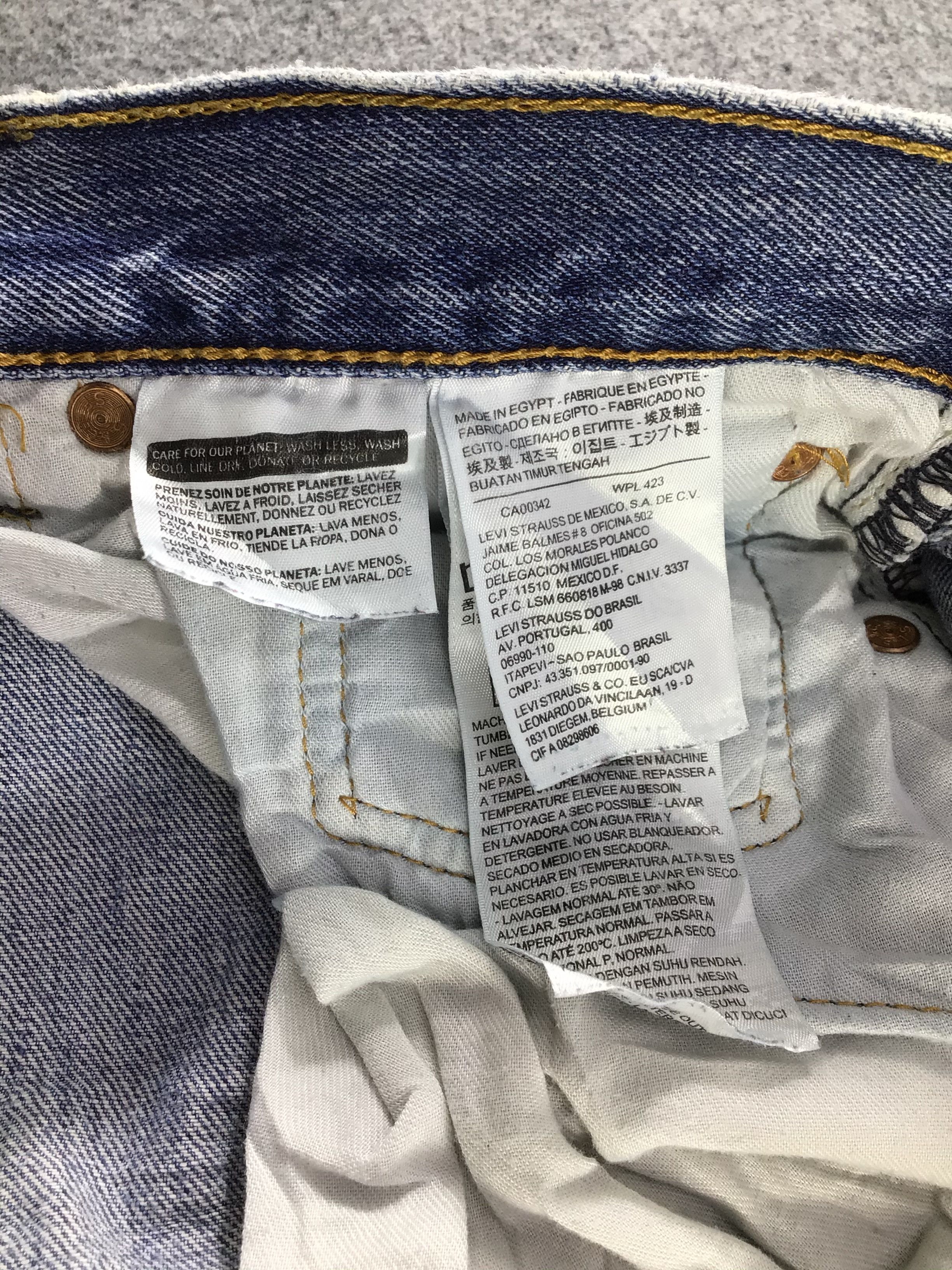 Levi's Distress Vintage Levis 501 Jeans Faded Blue Denim -J409 Size US 36 / EU 52 - 10 Thumbnail
