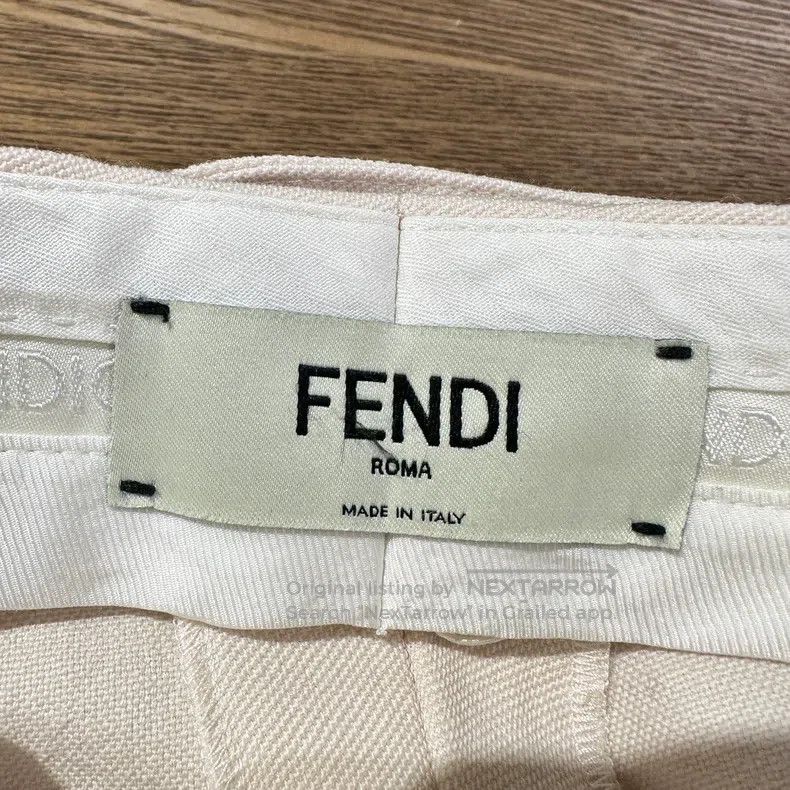 Fendi Fendi Gold button pleated skirt pants, wool Size 25" / US 0 / IT 36 - 3 Thumbnail