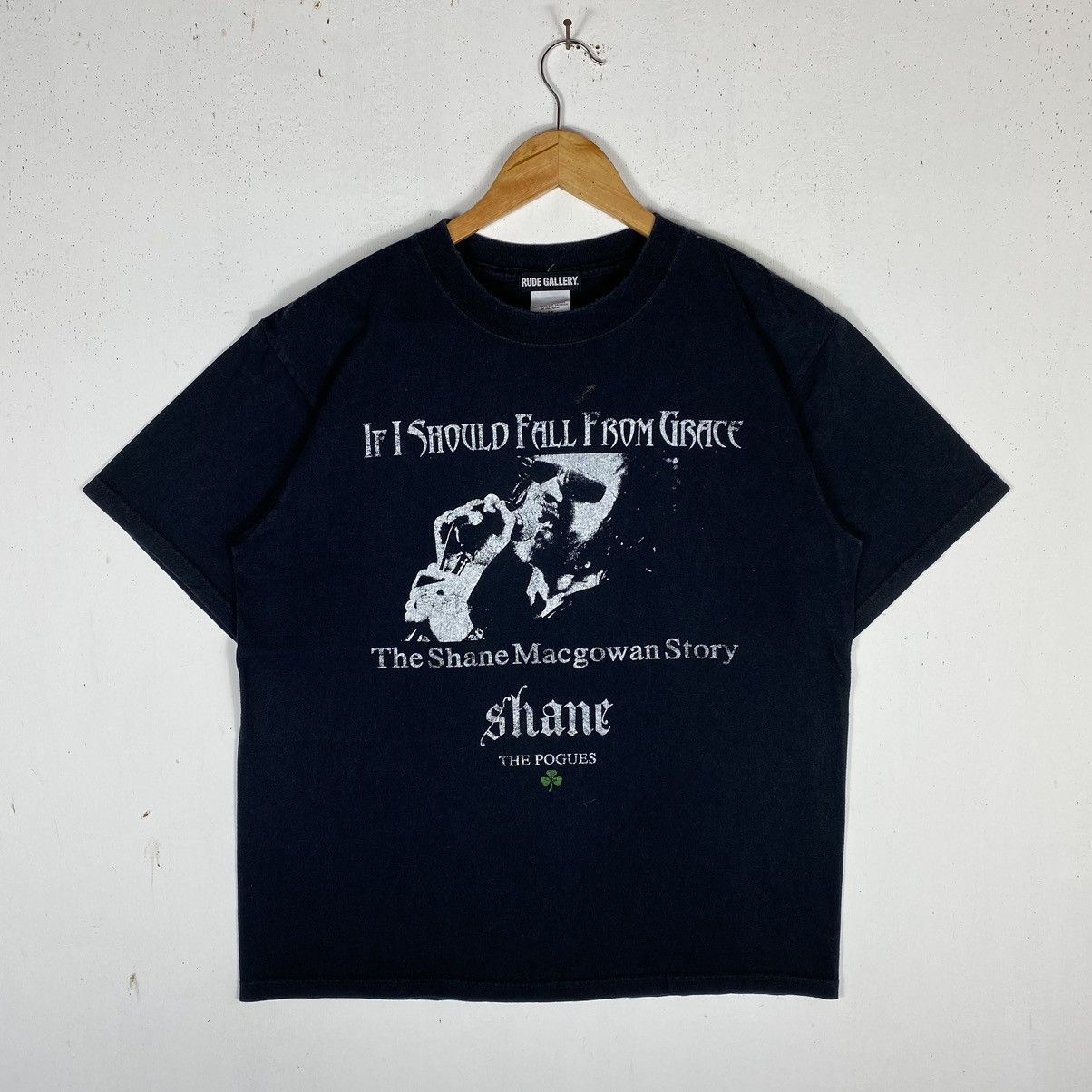 Band Tees × RUDE GALLERY THE SHANE MACGOWAN STORY THE POGUES BY RUDE GALLERY TEE Size US M / EU 48-50 / 2 - 2 Thumbnail