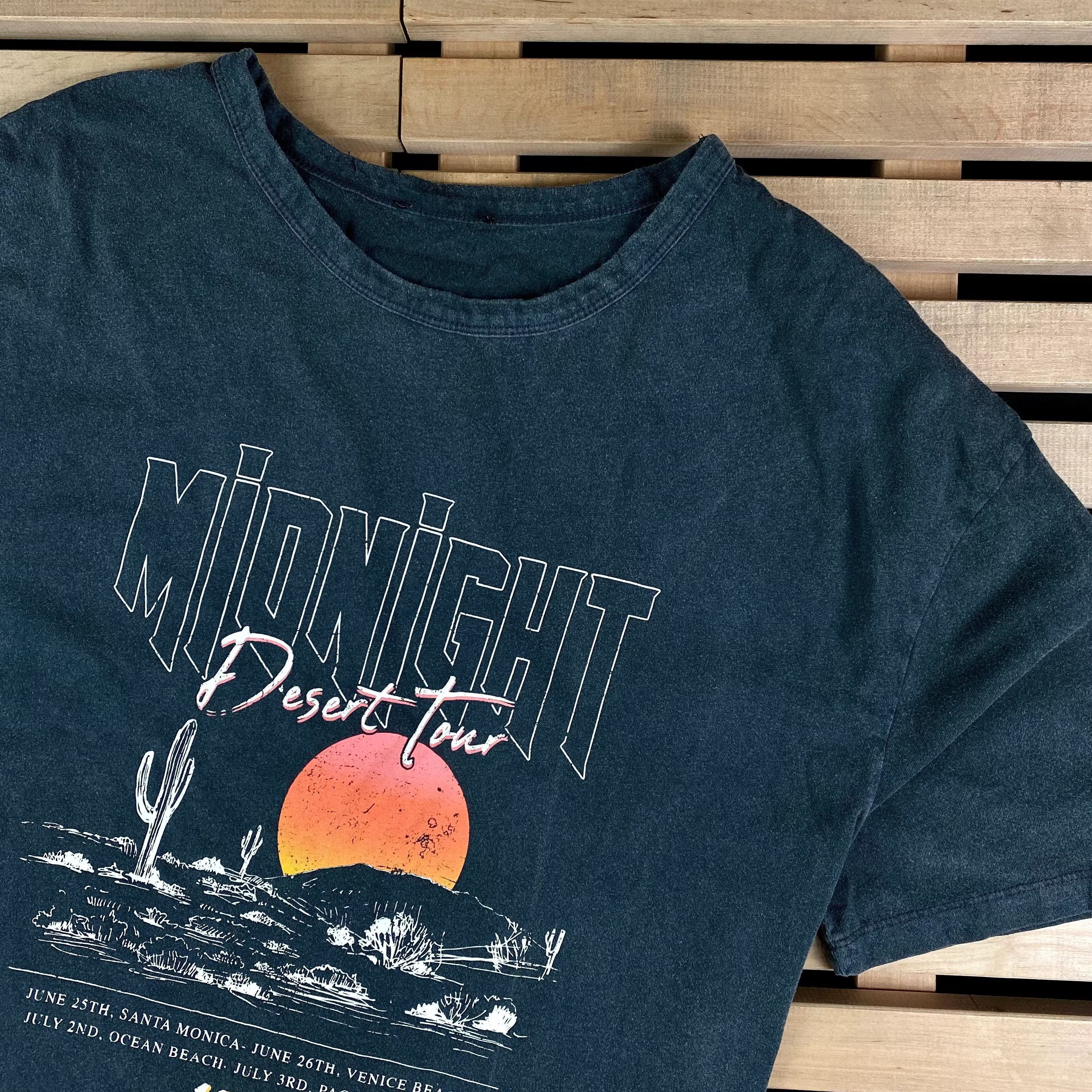 Band Tees × Vintage Mens Vintage T Shirt Midnight Desert Tour Size L Size US L / EU 52-54 / 3 - 2 Thumbnail