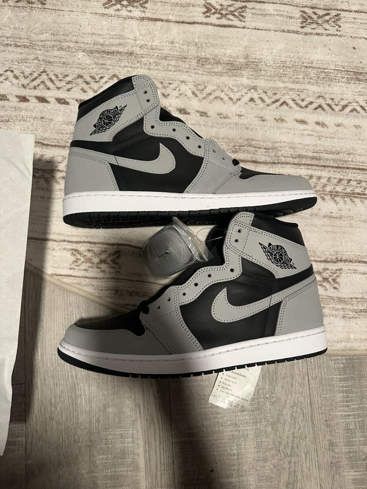 Nike AJ1 Retro Hugh OG - Black/LT Smoke Grey-white Size US 11 / EU 44 - 12 Thumbnail