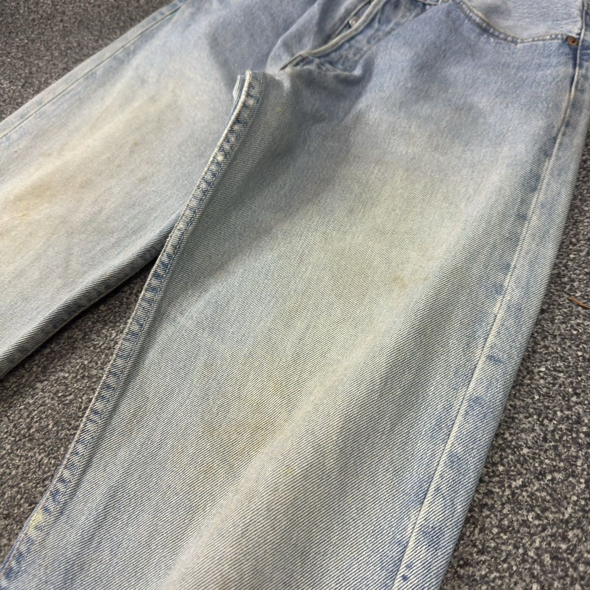 Levi's Vintage Clothing Vintage 1998 Levis 501 Aging Faded Dirty Denim Made in USA Size US 32 / EU 48 - 7 Thumbnail