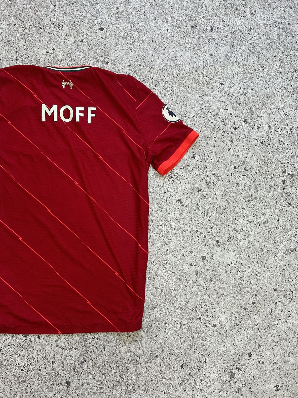 Nike × Vintage Nike FC Liverpool 2021 2022 Home Football Soccer Jersey Size US L / EU 52-54 / 3 - 8 Thumbnail