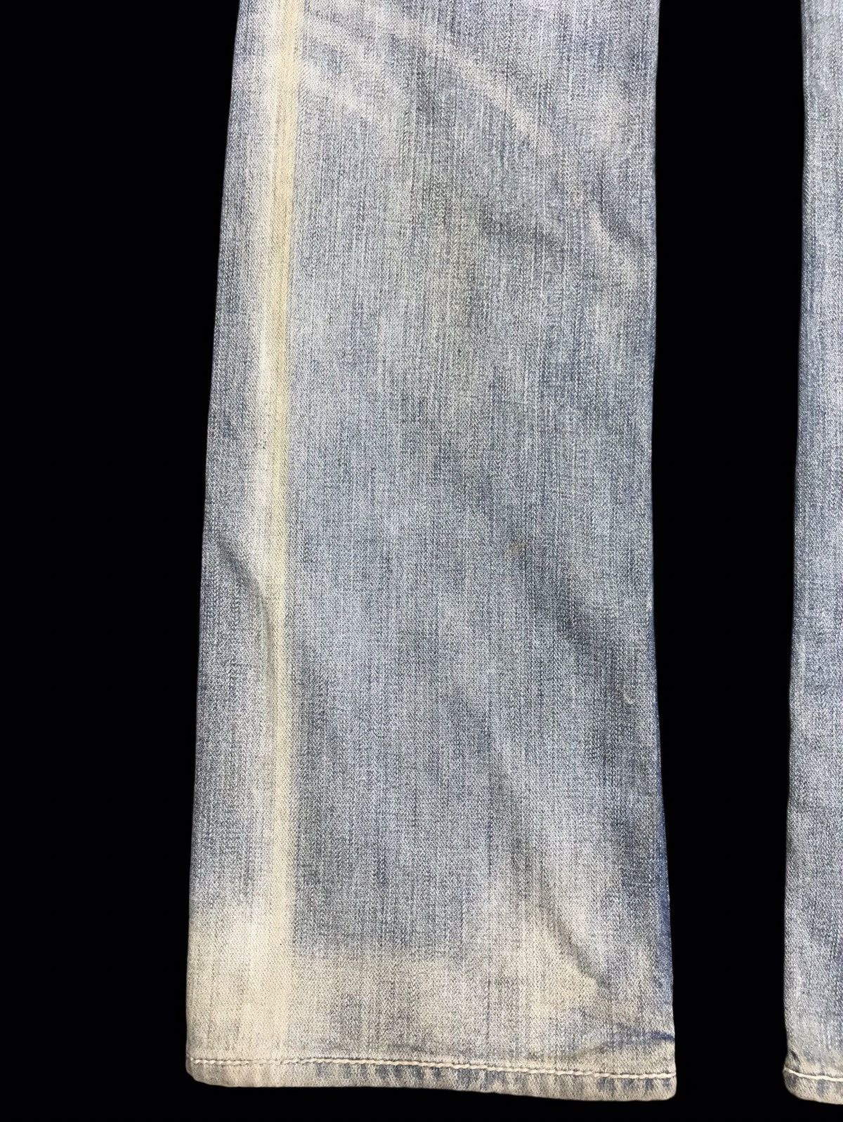 True Religion 💥THRASHED💥TRUE RELIGION LOW RISE DISTRESSED DENIM F377 Size US 29 - 14 Thumbnail