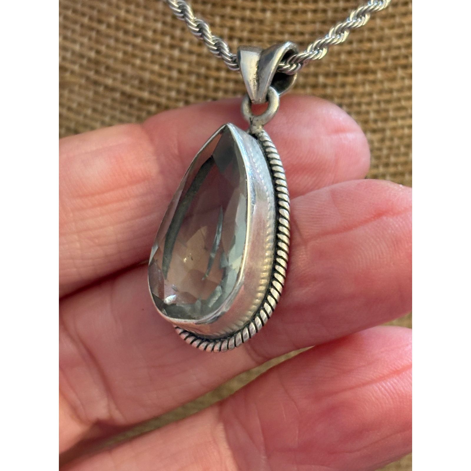 Other Vintage Silver Tone Teardrop Crystal Pendant Necklace 24" Size ONE SIZE - 6 Thumbnail