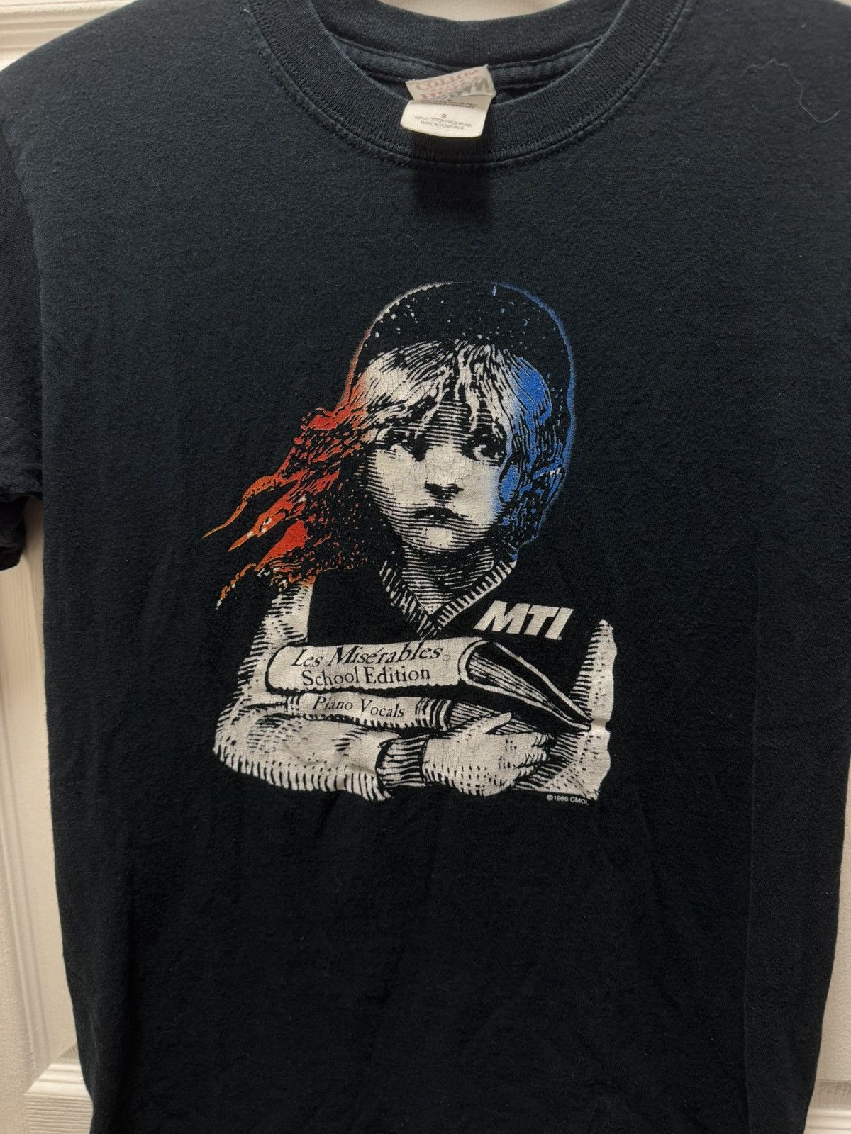 Gildan MTI Les Miserables Piano Vocals Girl Vintage Rare Gildan Size US S / EU 44-46 / 1 - 2 Thumbnail