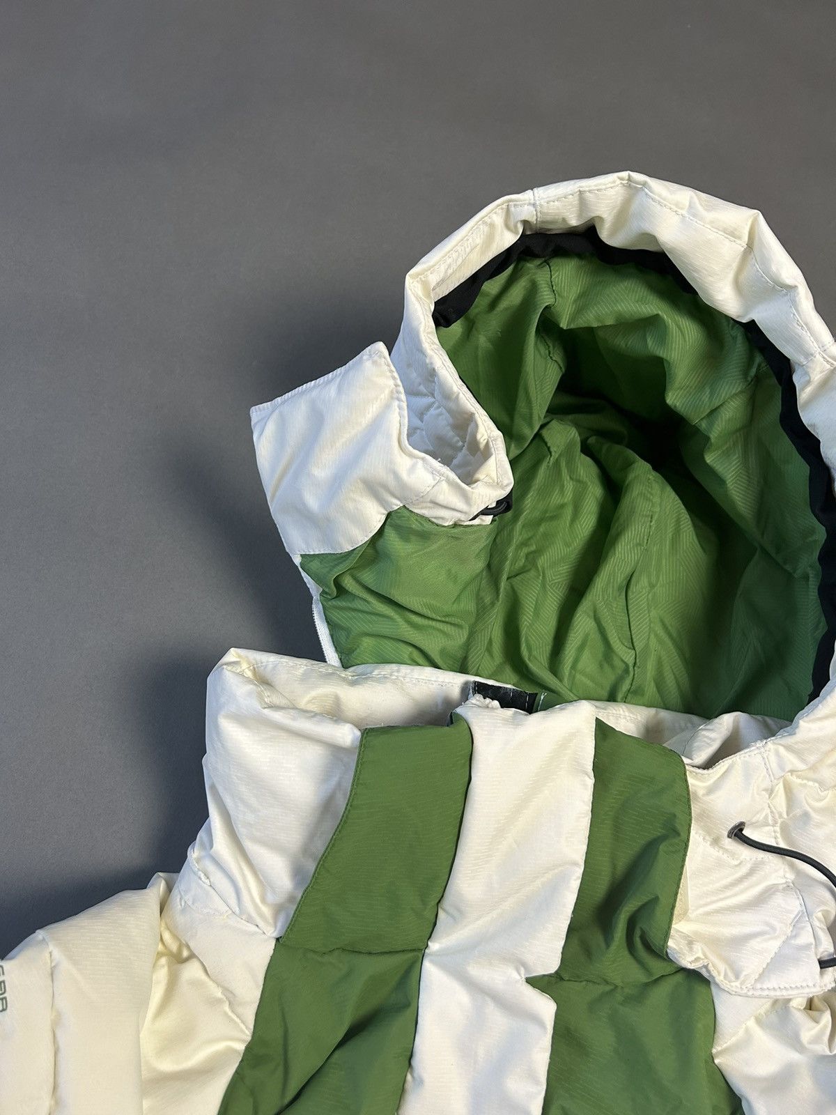 Nike × Nike ACG × Vintage Nike ACG vintage white green puffer jacket small logo Size L / US 10 / IT 46 - 6 Thumbnail