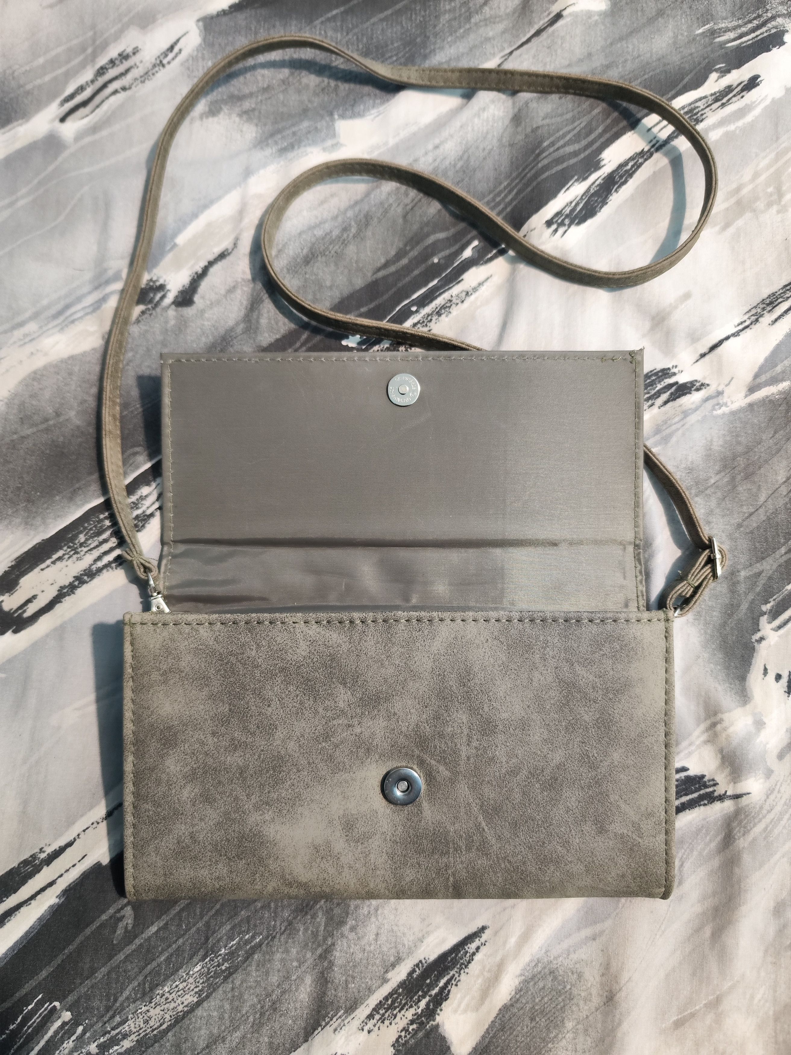 Yohji Yamamoto Yohji Yamamoto - Y's for men Suede Crossbody Sling Bag WOC Size ONE SIZE - 4 Thumbnail