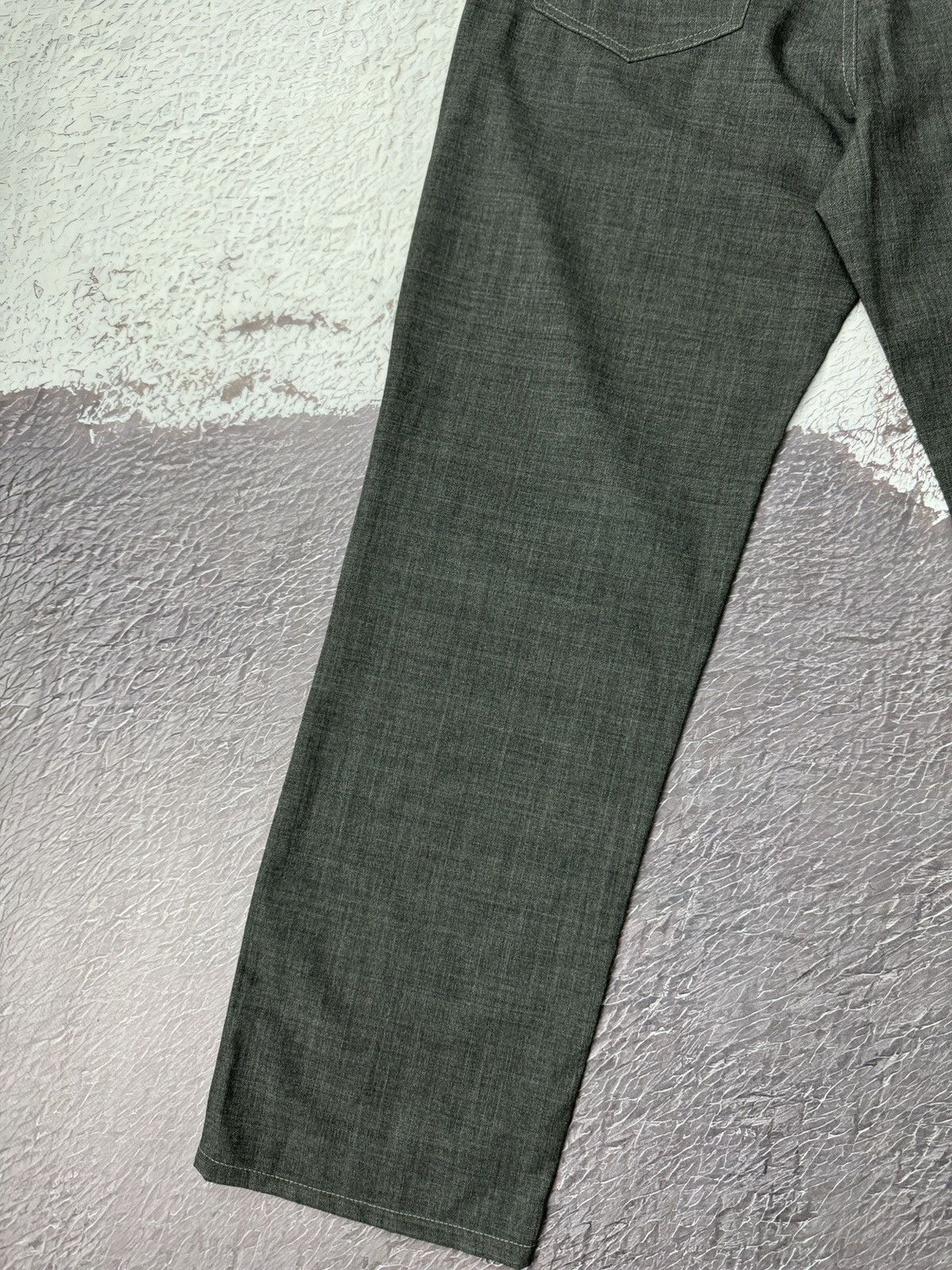 Versace Versace Classic V2 vintage grey wool casual pants logo Size US 32 / EU 48 - 12 Thumbnail