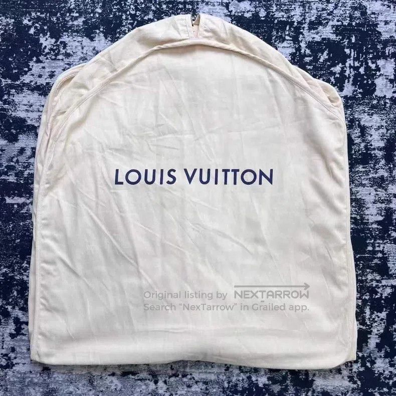Louis Vuitton Louis Vuitton New embroidered white cursive sweatshirt Size US XL / EU 56 / 4 - 7 Thumbnail