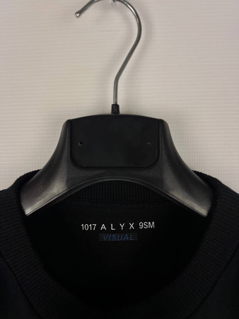 1017 ALYX 9SM 1017 ALYX 9SM visual streetwear t-shirt size L Size US L / EU 52-54 / 3 - 3 Thumbnail