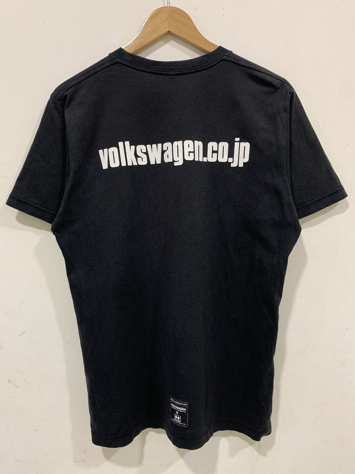 Uniqlo Uniclo X Volkswagen Size US L / EU 52-54 / 3 - 7 Thumbnail