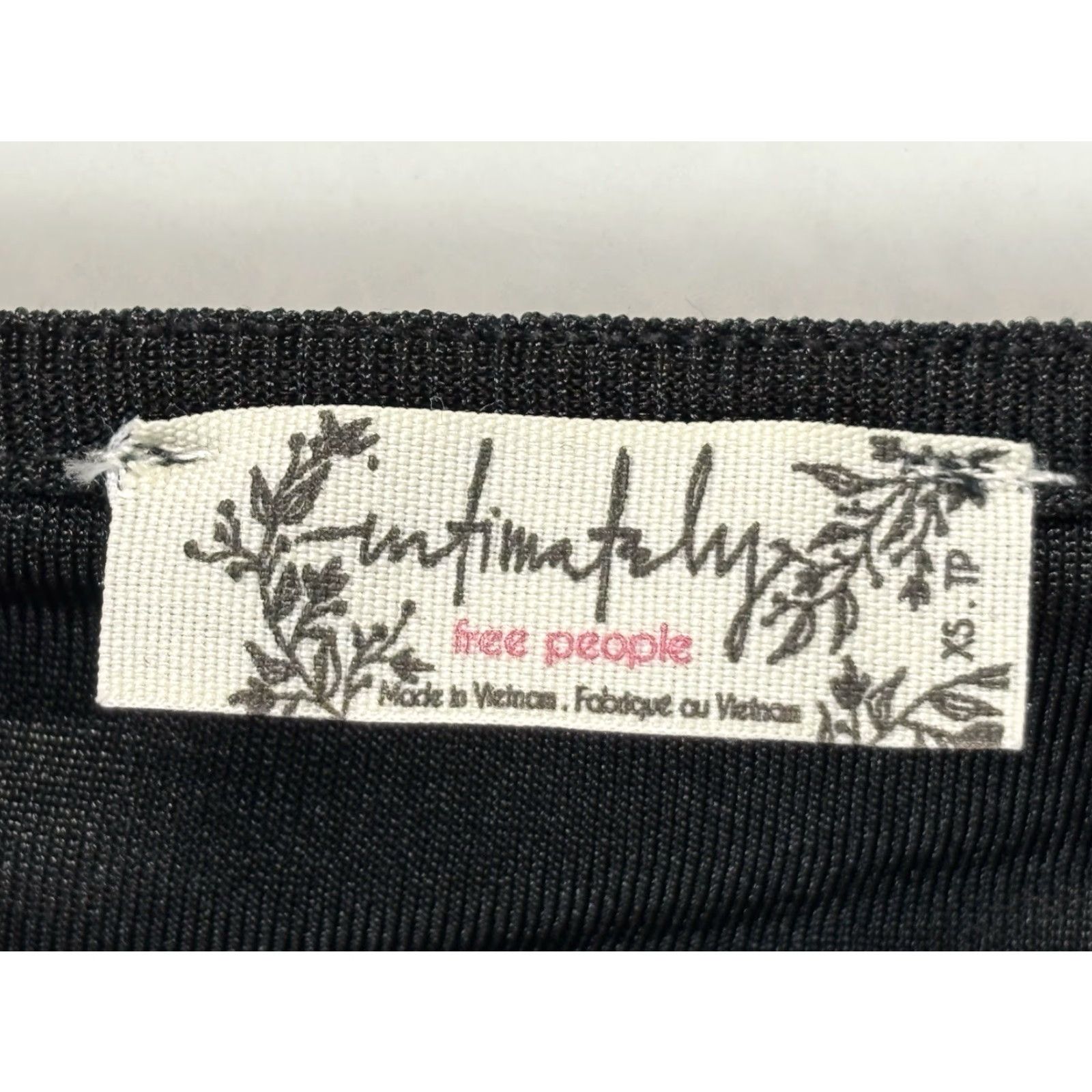 Free People VINTAGE? (No) Free People Bodysuit Shirt XS Women Black Ruched Gothic Vamp Meant To Be Long Sleeve Square Neck Womens XS Size XS / US 0-2 / IT 36-38 - 7 Thumbnail