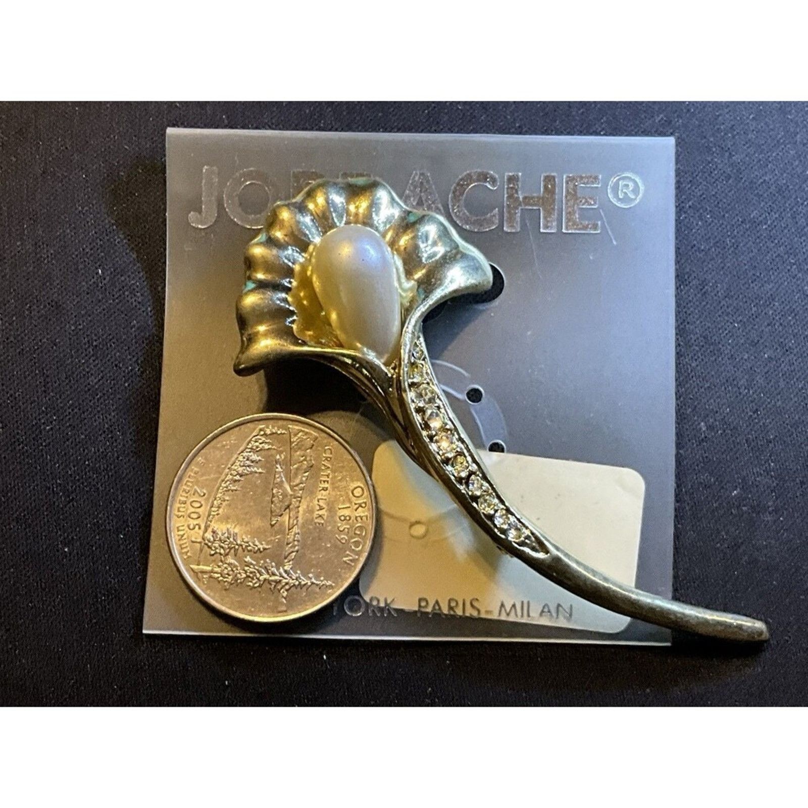 Jordache New Jordache Tulip, Faux Pearl, Rhinestone Gold Tone Brooch Size ONE SIZE - 4 Thumbnail