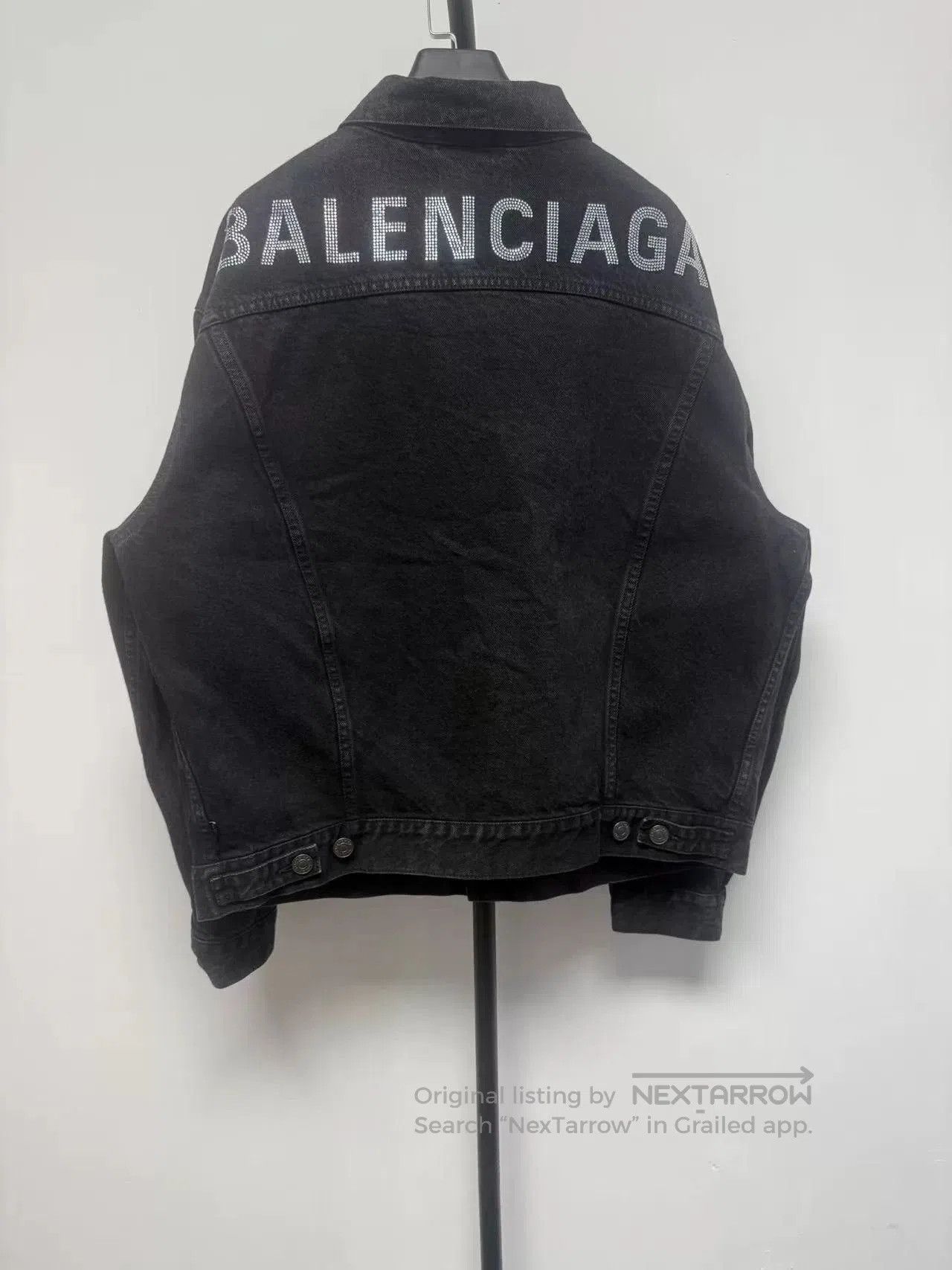 Balenciaga Balenciaga Logo Long-Sleeve Collared Denim Jacket. Size XS / US 0-2 / IT 36-38 - 1 Thumbnail
