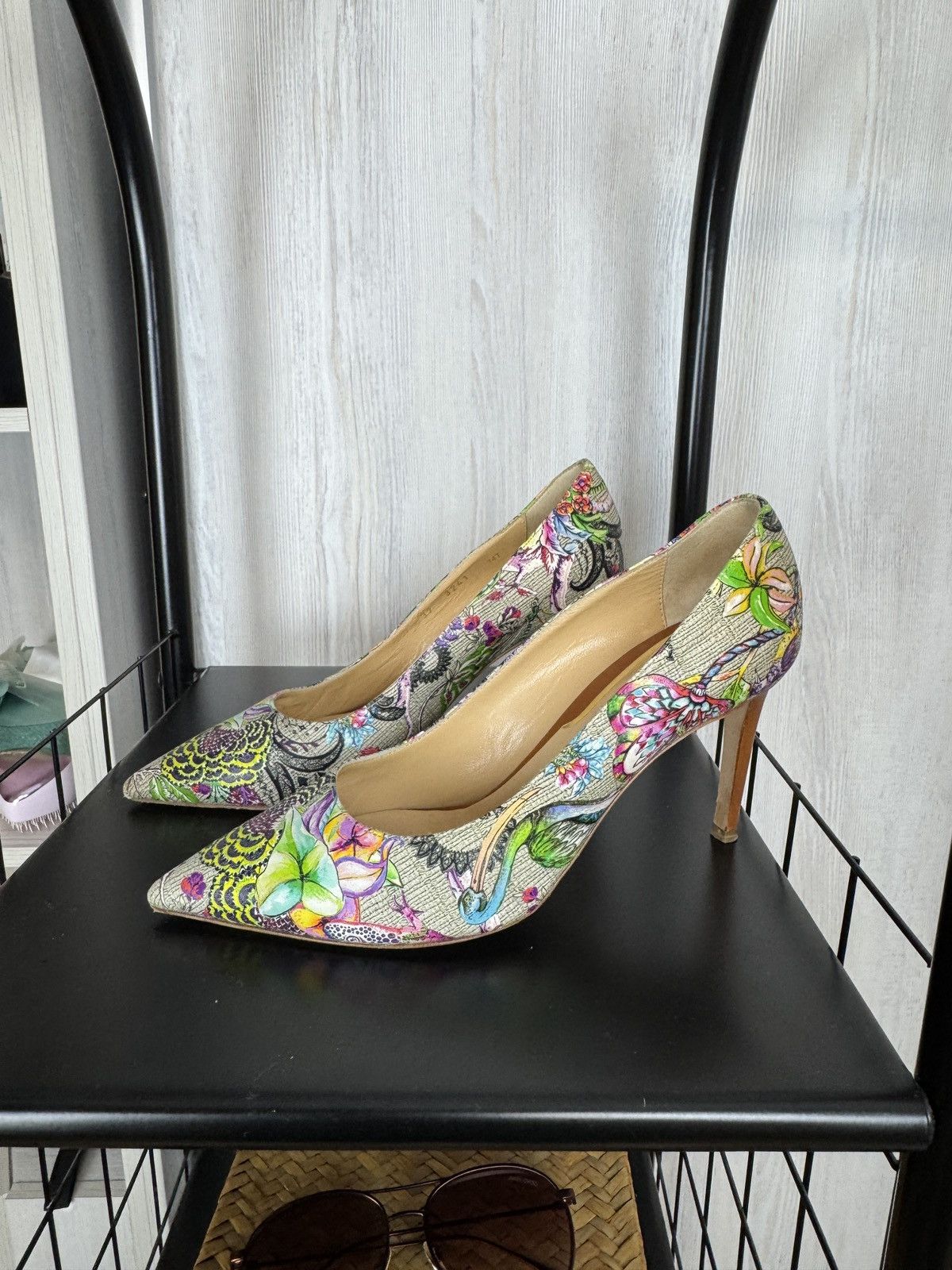Etro ETRO made in Italy flower floral pattern multicolor heels Size US 7 / IT 37 - 12 Thumbnail