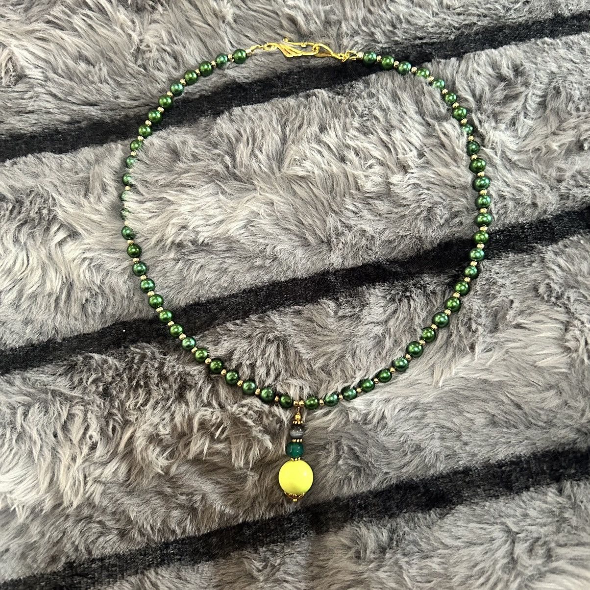 Handmade Handcrafted elegant emerald Czech glass pearl necklace Size ONE SIZE - 7 Thumbnail