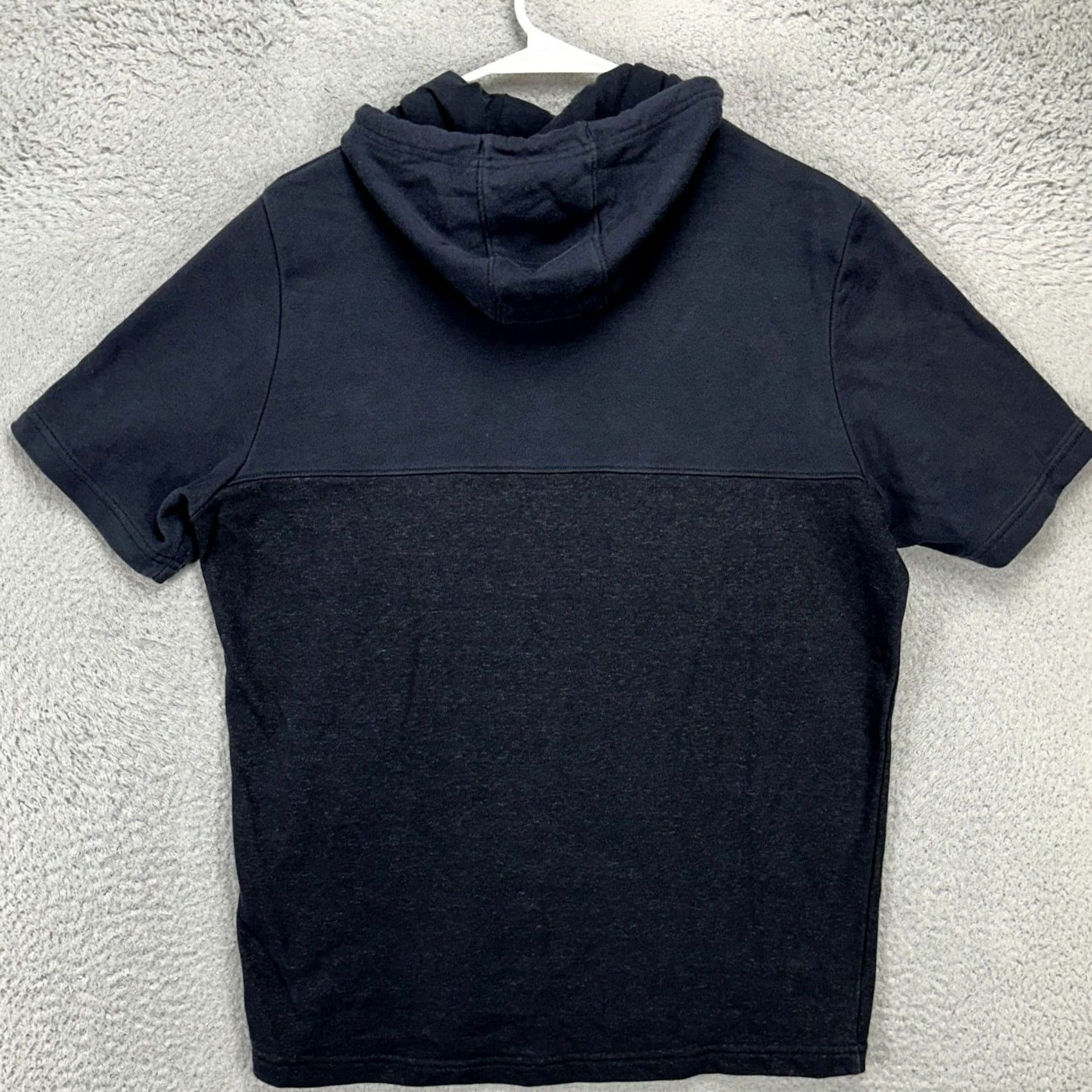 Under Armour Under Armour Hoodie Sweatshirt Mens Medium Black Colorblock Drawstring Pullover Size US M / EU 48-50 / 2 - 3 Thumbnail