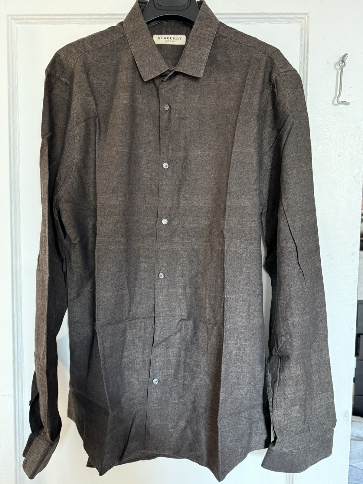 Burberry Burberry brown check shirt L Size US L / EU 52-54 / 3 - 1 Thumbnail