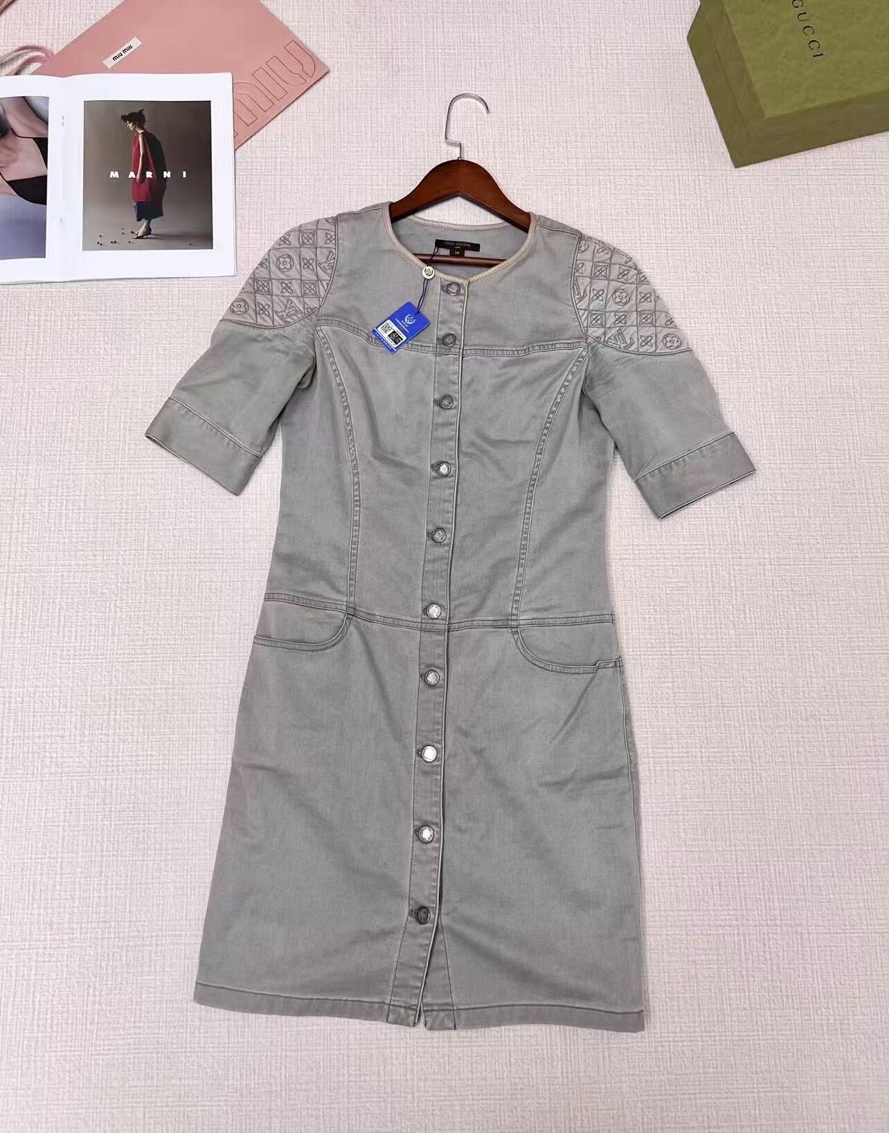 Louis Vuitton Louis Vuitton Logo Denim Dress for Women Size S / US 4 / IT 40 - 1 Thumbnail